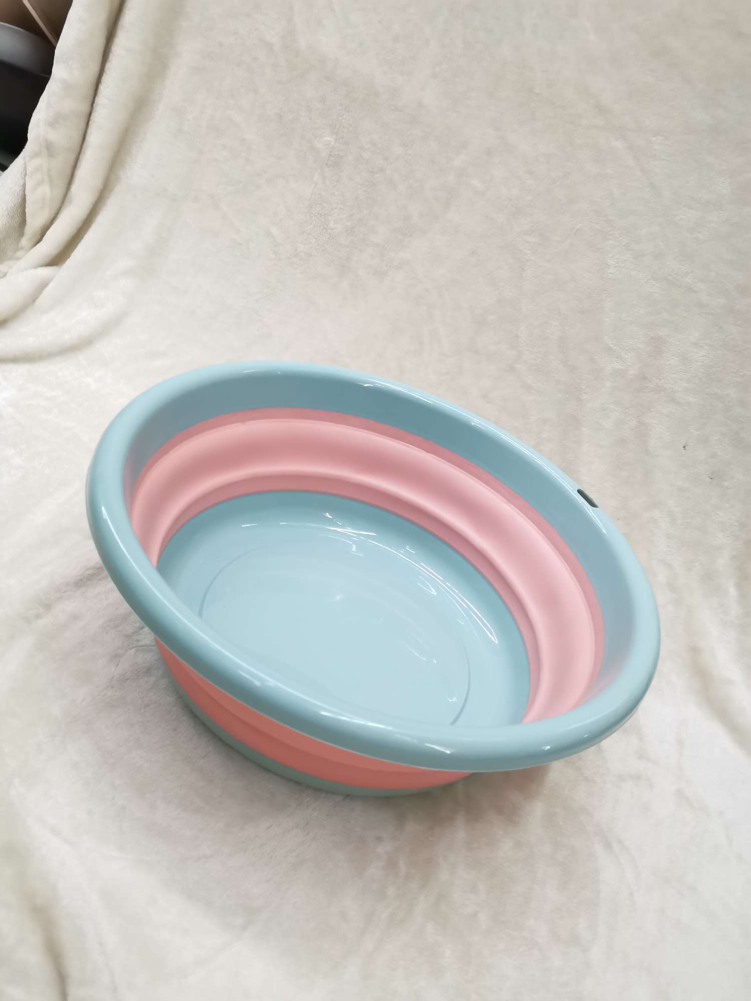 折叠盆 大号白底实物图