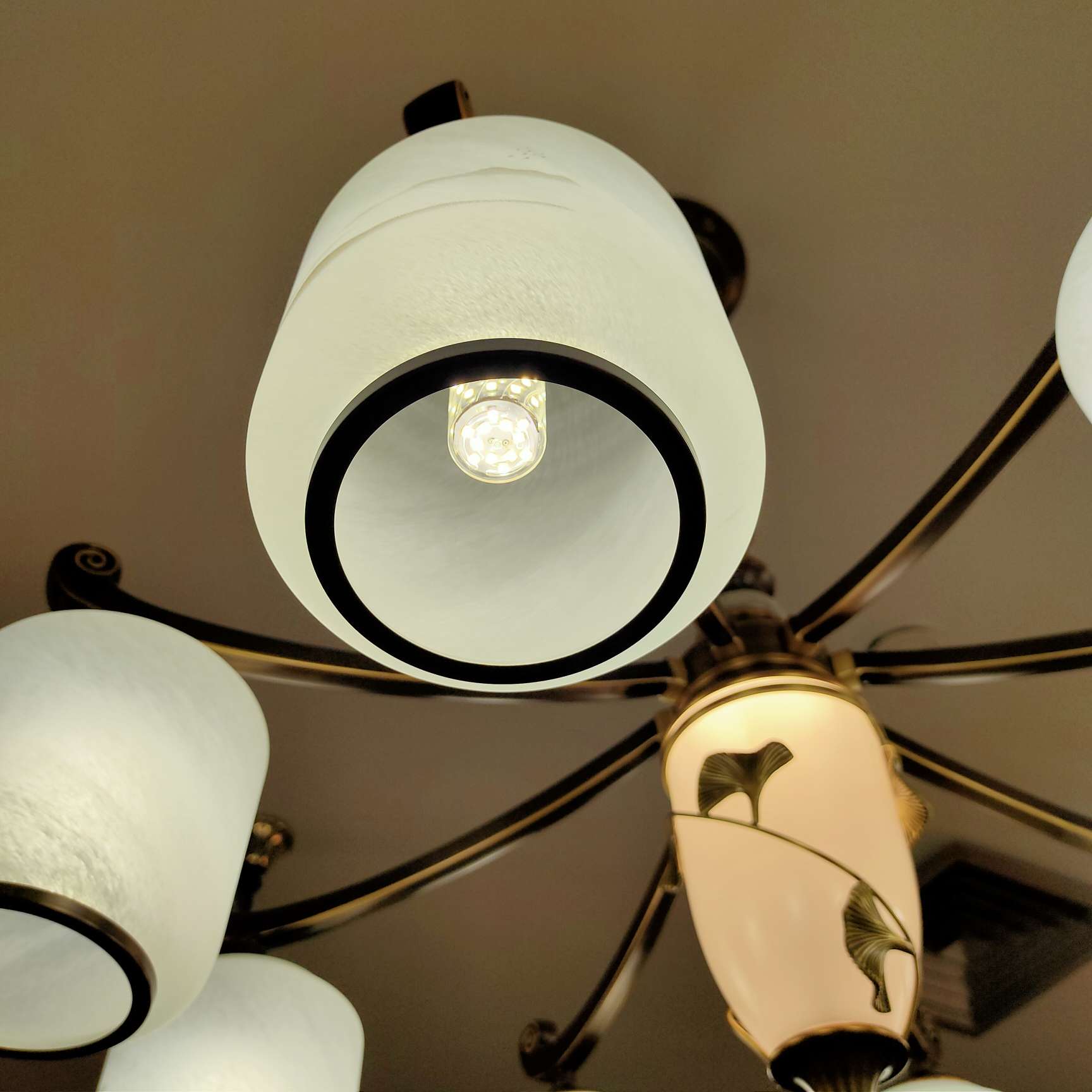 New Chinese-style chandeliers for halls, bedrooms, dining rooms and living rooms, creative hotel lighting fixtures Specification image