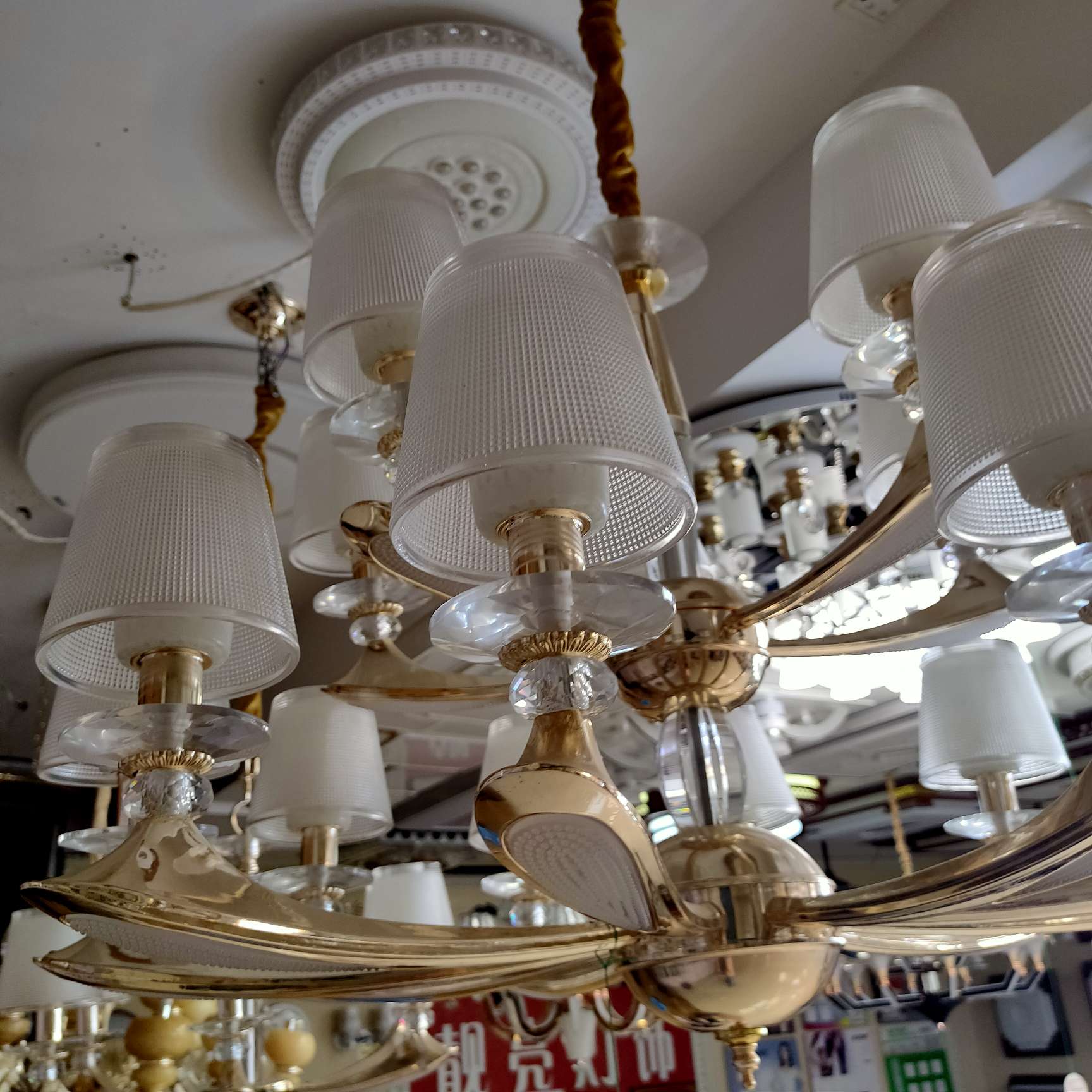 Nordic living room grand chandelier, simple and modern dining room lamp, grand and light luxury three-bedroom and two-living-room lighting package combination, bedroom lamp chandelier Specification image