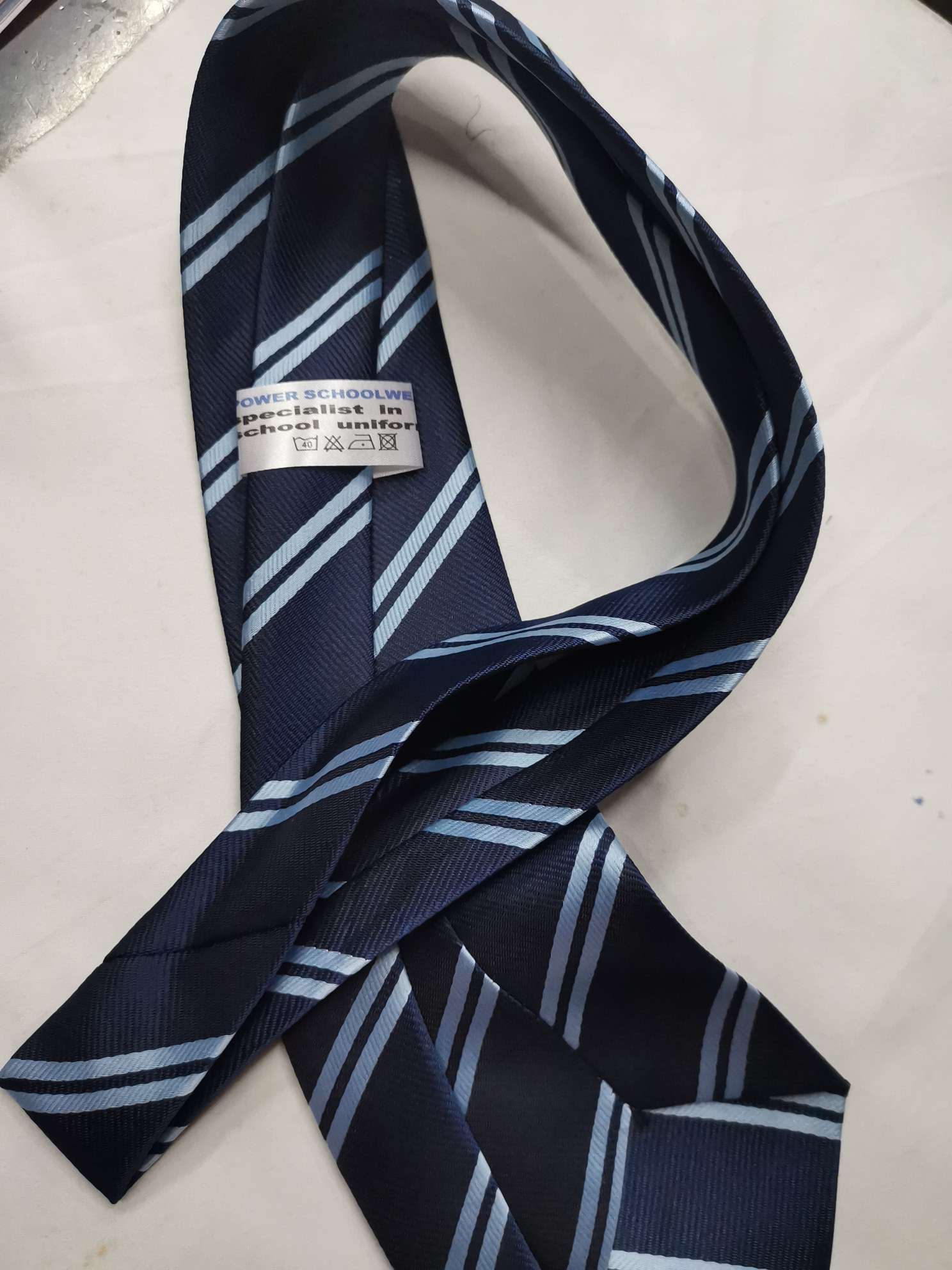 التلميذة School Tie ربطة عنق details Picture