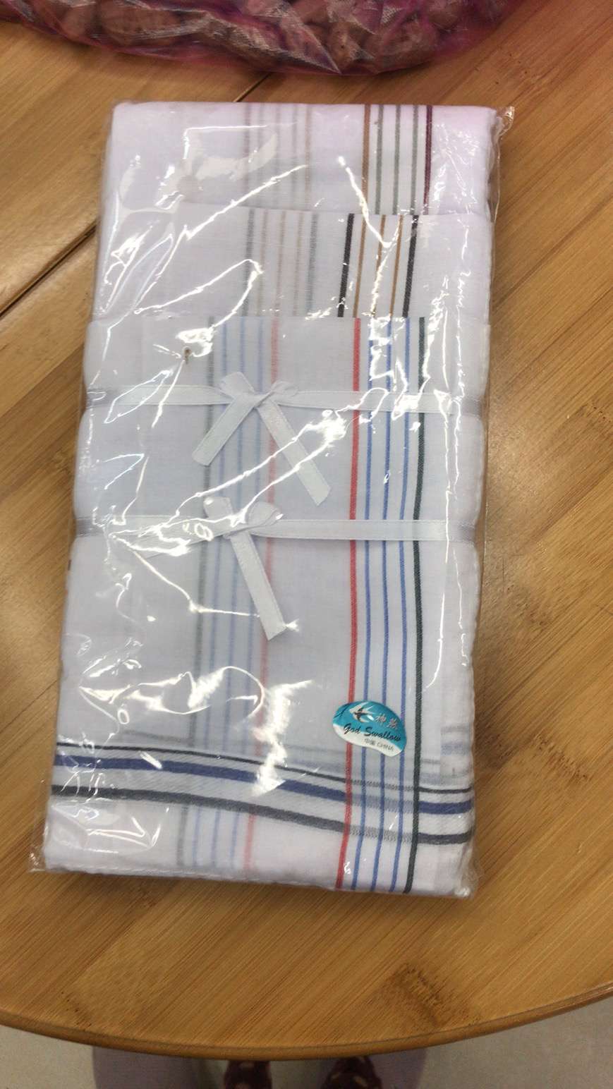 Square plain handkerchief 3 thumbnail