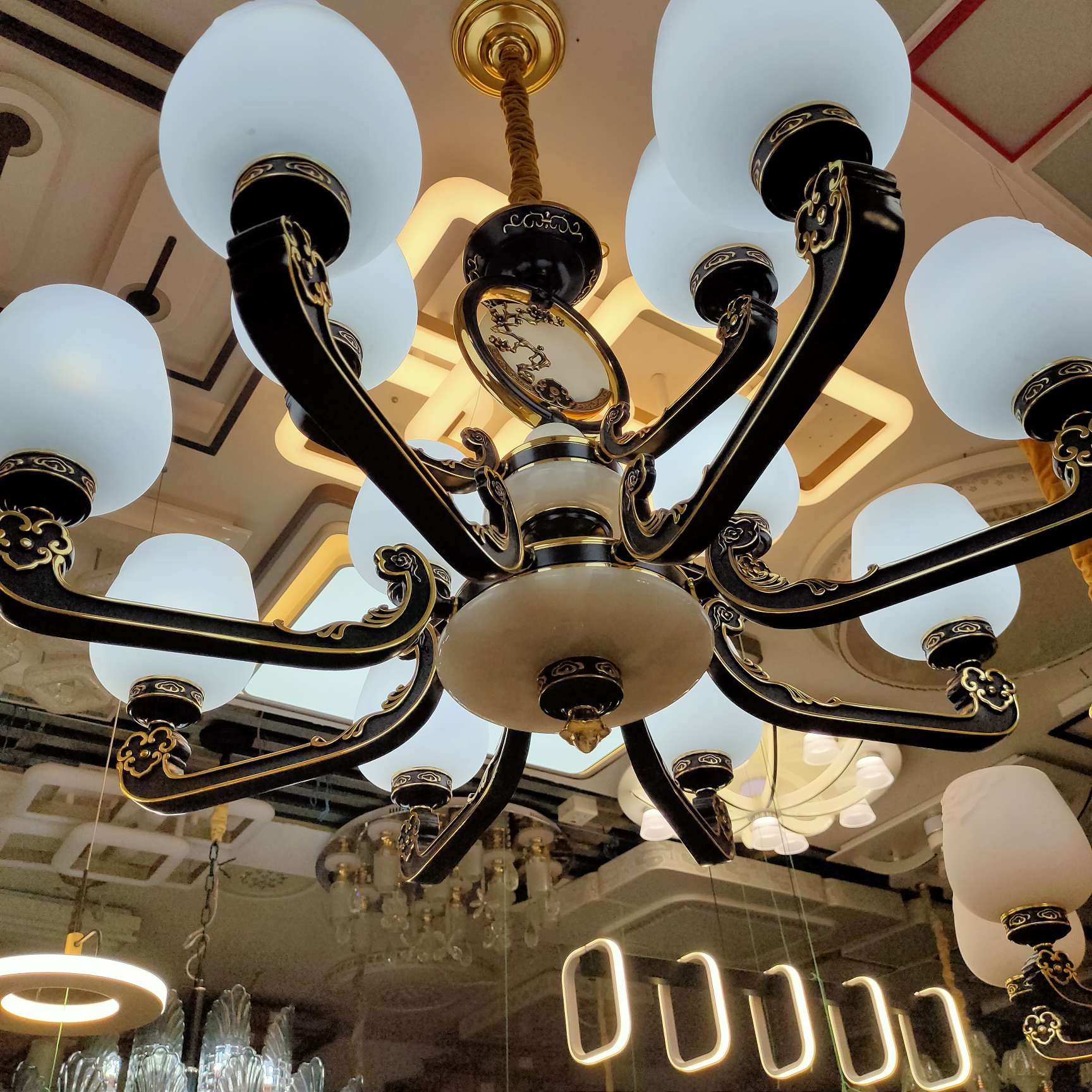 Nordic living room chandelier, simple and modern, dining room lamp, grand and light luxury, three-bedroom and two-living-room lighting package combination, bedroom lamp, grand chandelier Item Picture