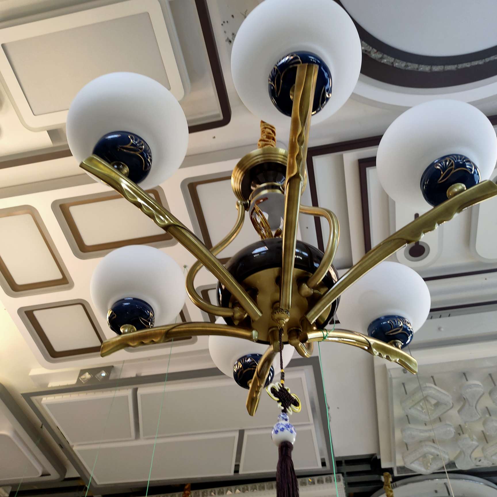 Nordic living room chandelier, simple and modern, dining room lamp, grand and light luxury, three-bedroom and two-living-room lighting package, grand combination, bedroom lamp chandelier Application Scenario