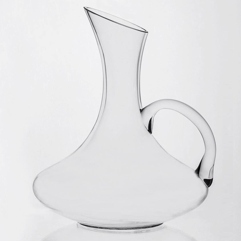 Decanter with crystal glass handle, unleaded red wine divider, red wine pot, red wine bottle, household European style Application Scenario
