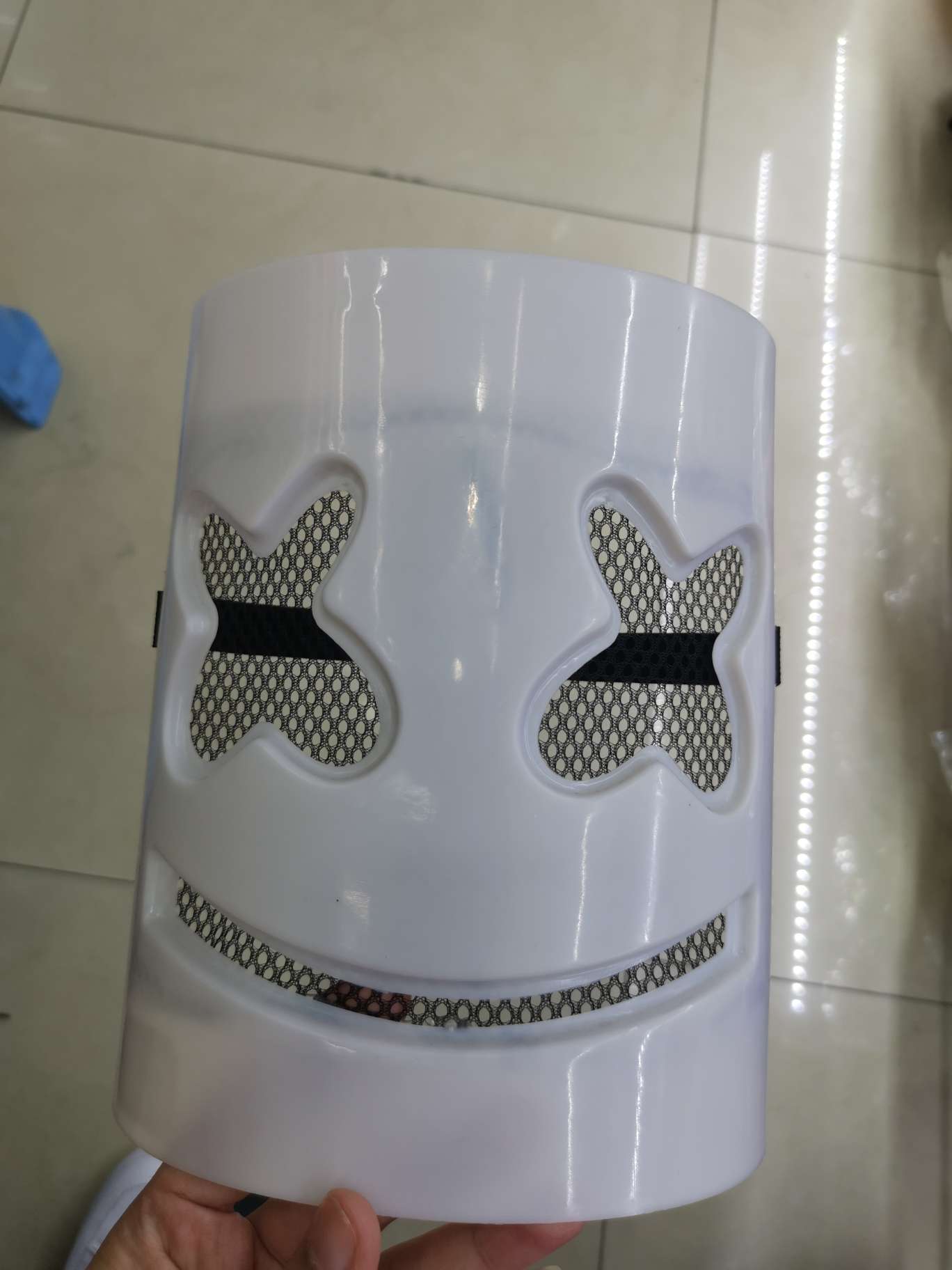 Marshmallow DJ mask thumbnail