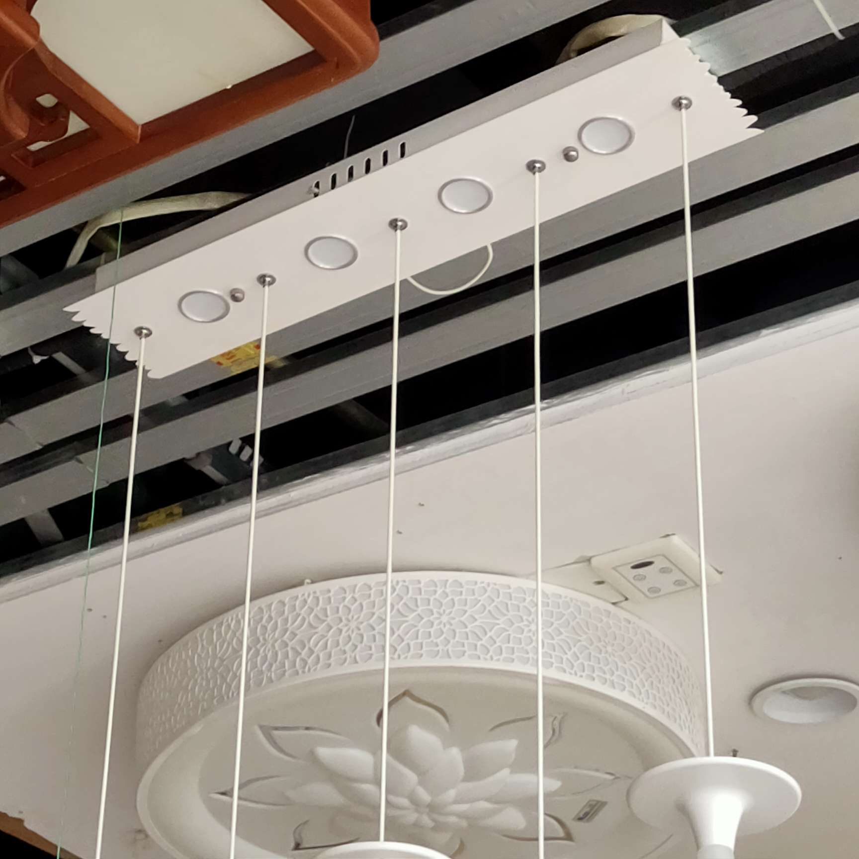 Nordic living room chandelier, simple and modern, dining room lamp, grand and light luxury, three-bedroom and two-living-room lighting package combination, bedroom lamp Application Scenario
