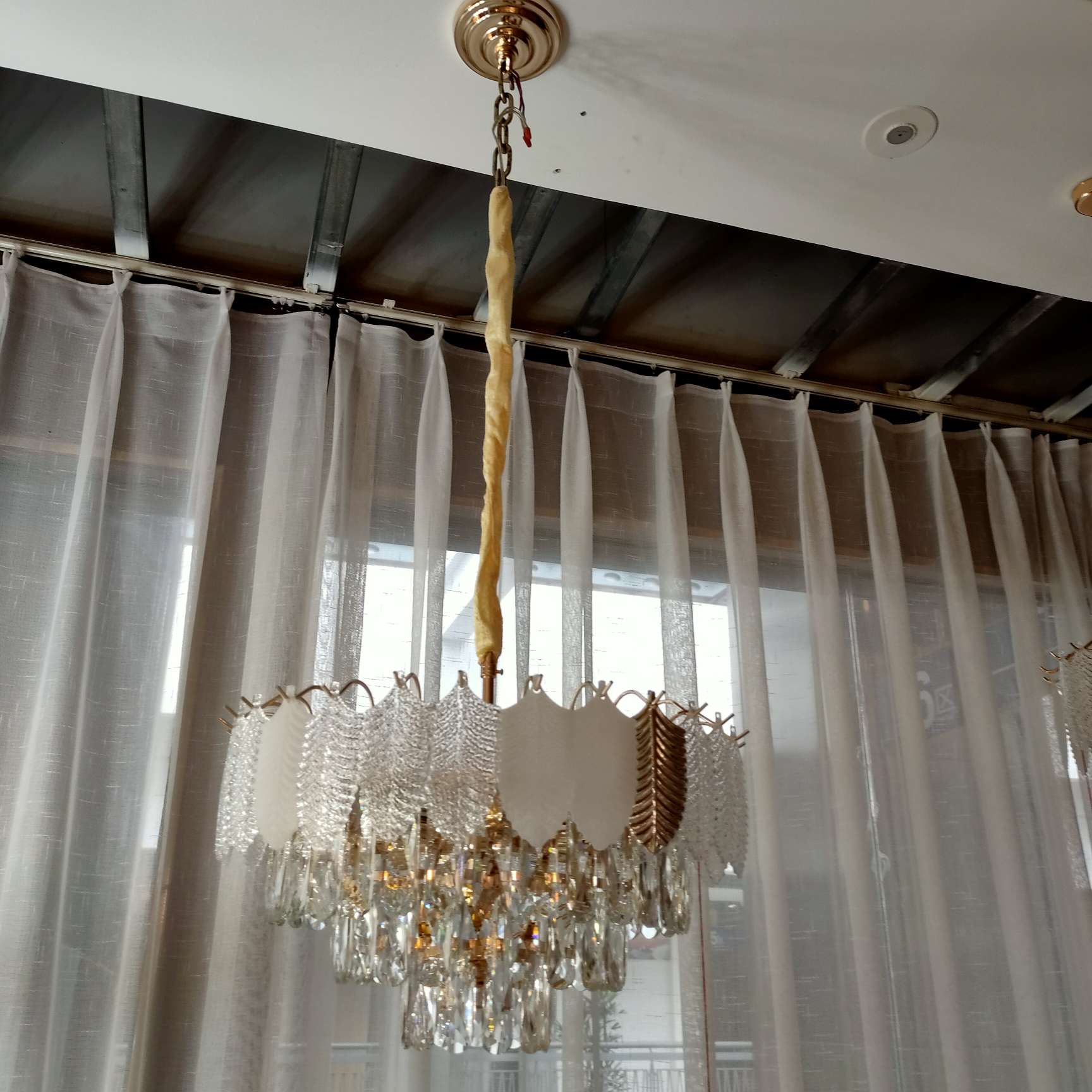 European-style luxurious crystal chandeliers for living rooms, bedrooms, dining rooms, beauty salons, and creative hotel chandeliers