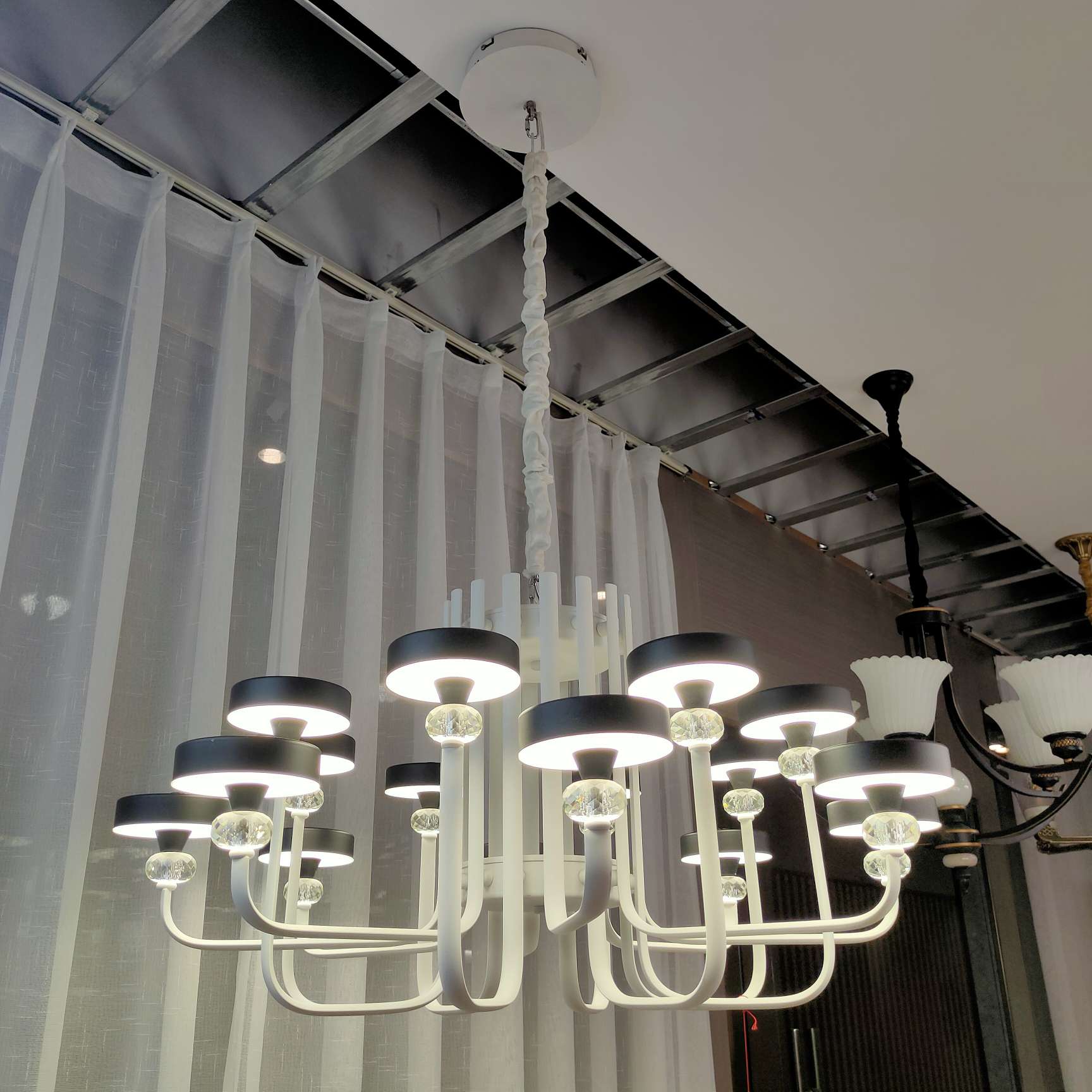 European-style luxurious crystal chandeliers for living rooms, bedrooms, dining rooms, beauty salons, and creative hotels undefined