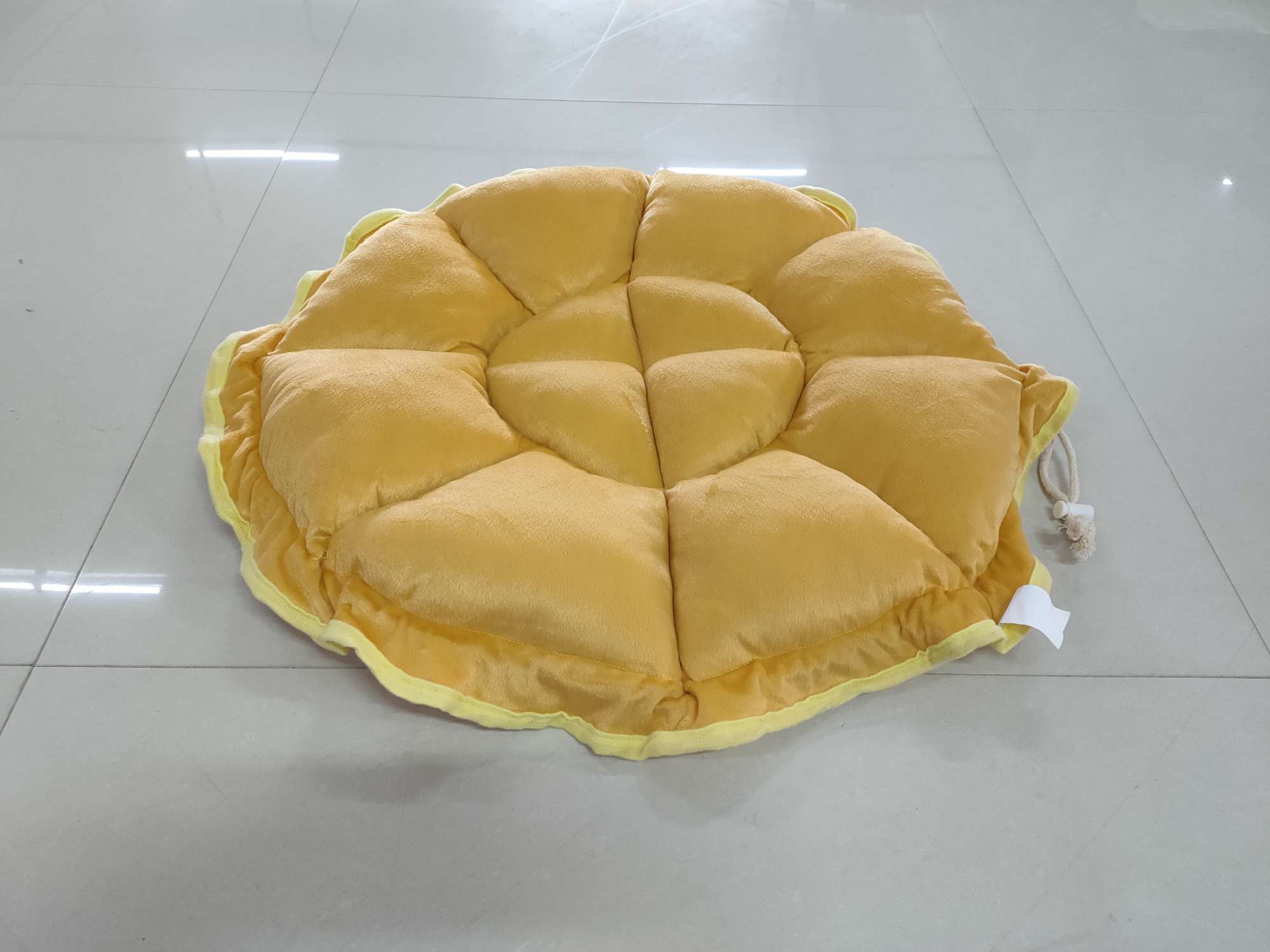 New cat and dog beds, suitable for all four seasons, dog teddy, Corgi, VIP, cat bed pads, flower bud type pet products factory direct sales undefined