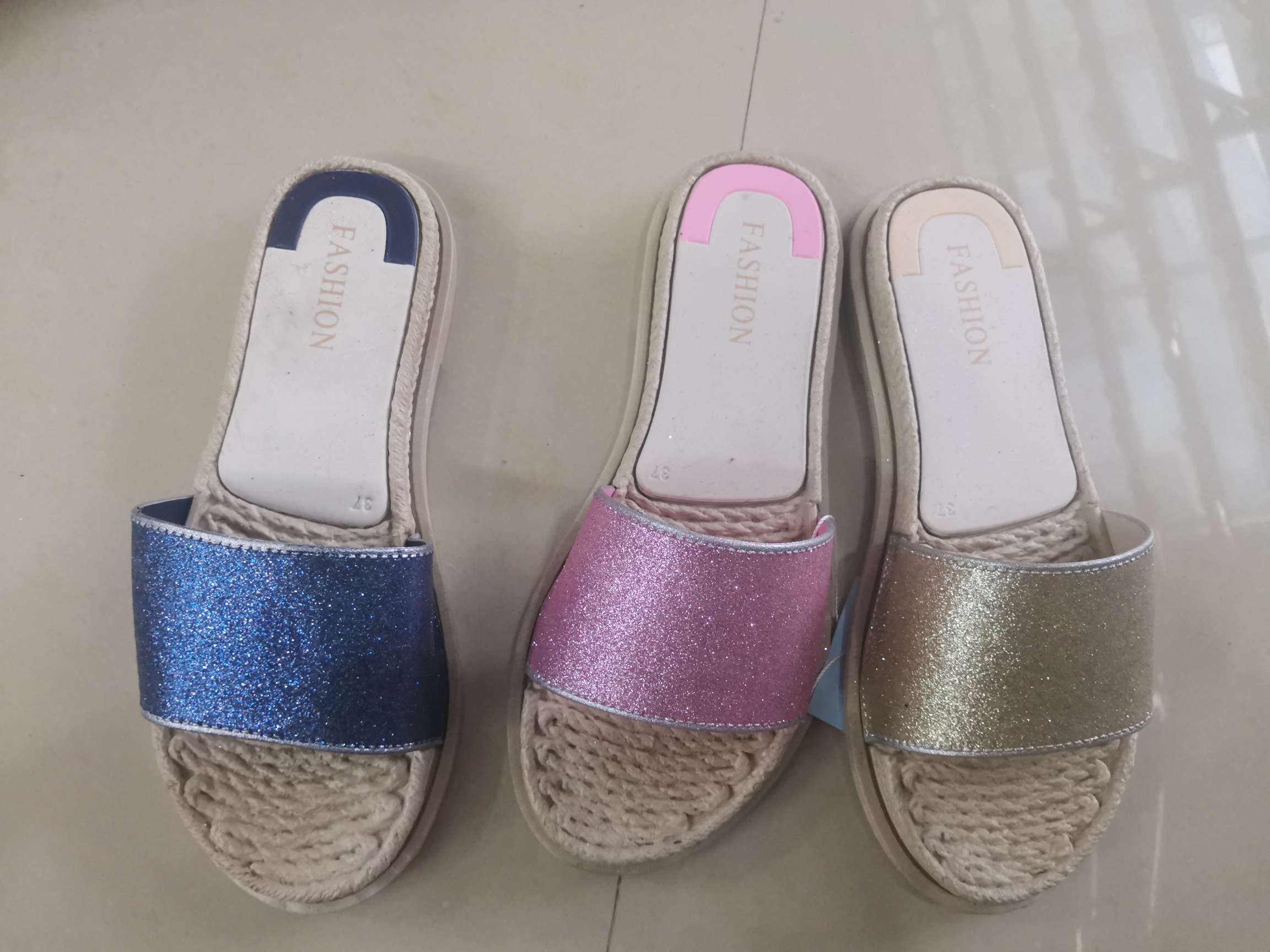 New Slippers With Imitation Linen Soles