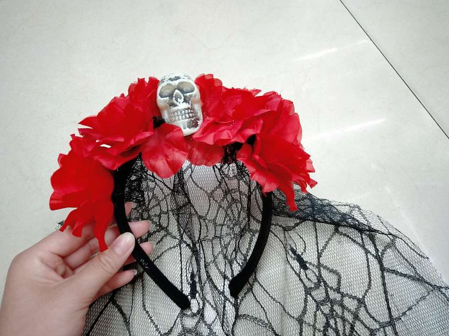 Halloween spider web gauze skull head clasp details Picture