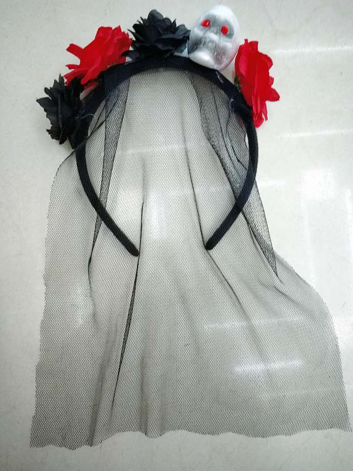 Halloween skull with gauze headband details Picture