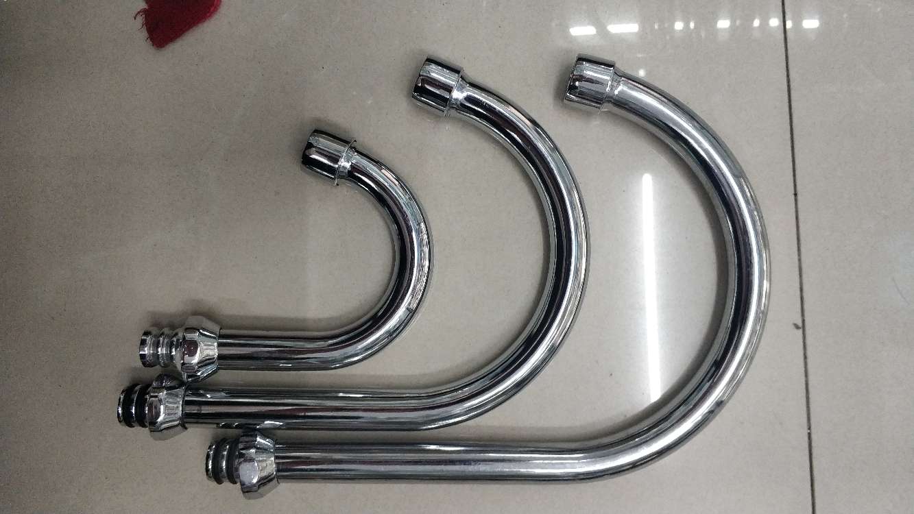The faucet connector and outlet pipe are convenient for installation in bathrooms and kitchens details Picture