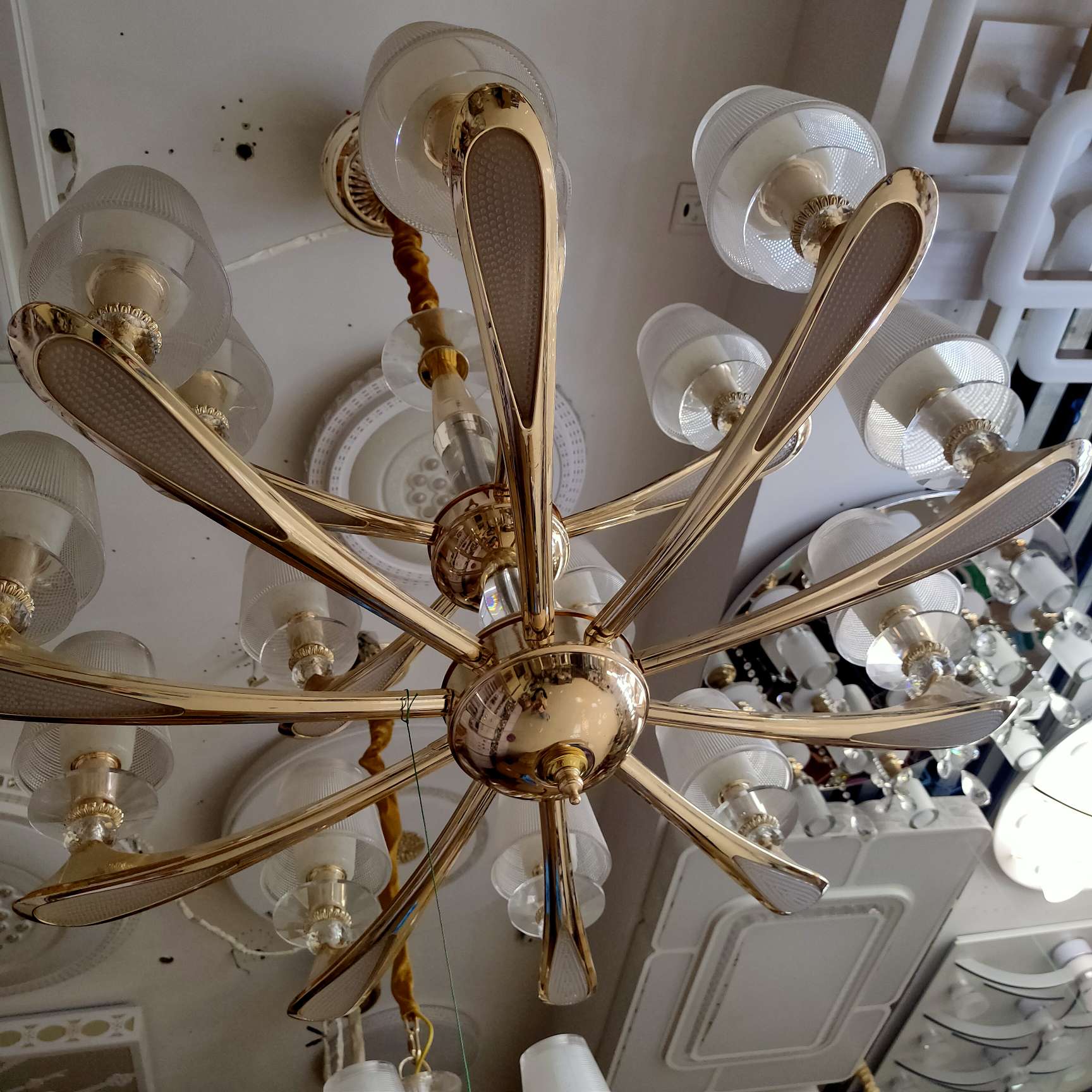 Nordic living room grand chandelier, simple and modern dining room lamp, grand and light luxury three-bedroom and two-living-room lighting package combination, bedroom lamp chandelier Item Picture