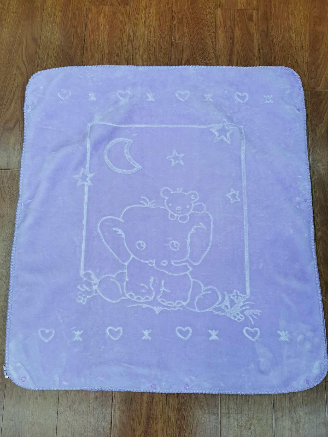 Bedding, embossed cloud blanket, blanket, baby sleeping bag, children's blanket, export products Application Scenario
