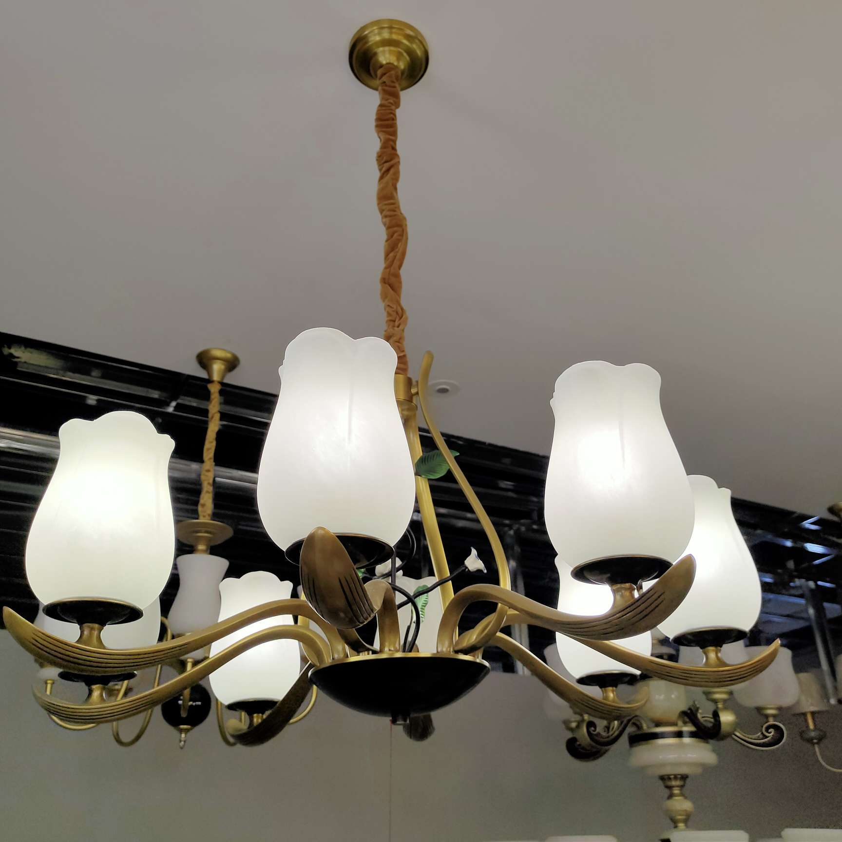 European-style luxurious crystal chandeliers for living rooms, bedrooms, dining rooms, beauty salons, and creative hotels