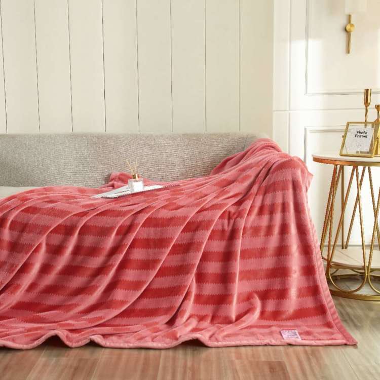 2020 Autumn/Winter New Plain Jacquard Farai Velvet Blanket Coral Velvet Blanket! Application Scenario