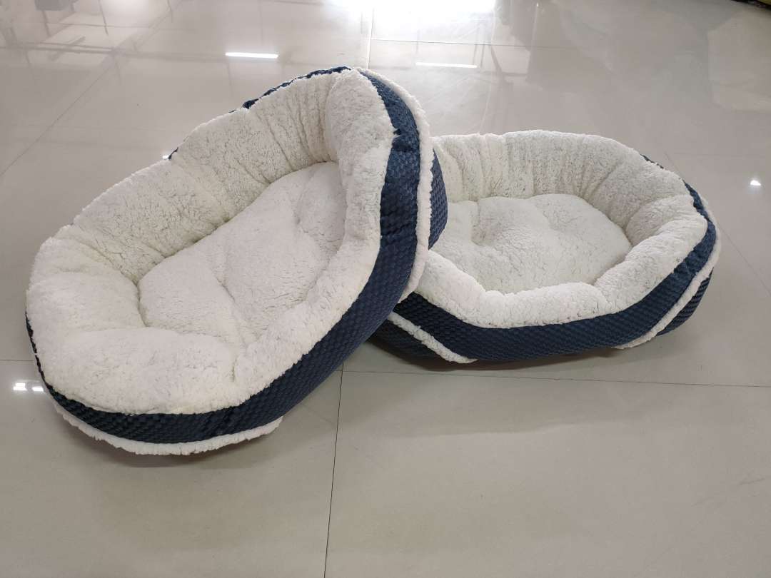 New cat and dog beds, spring and winter Teddy, Corgi, Pomeranian and other small dog and cat beds, warm and comfortable sleeping pet beds, factory direct sales Application Scenario