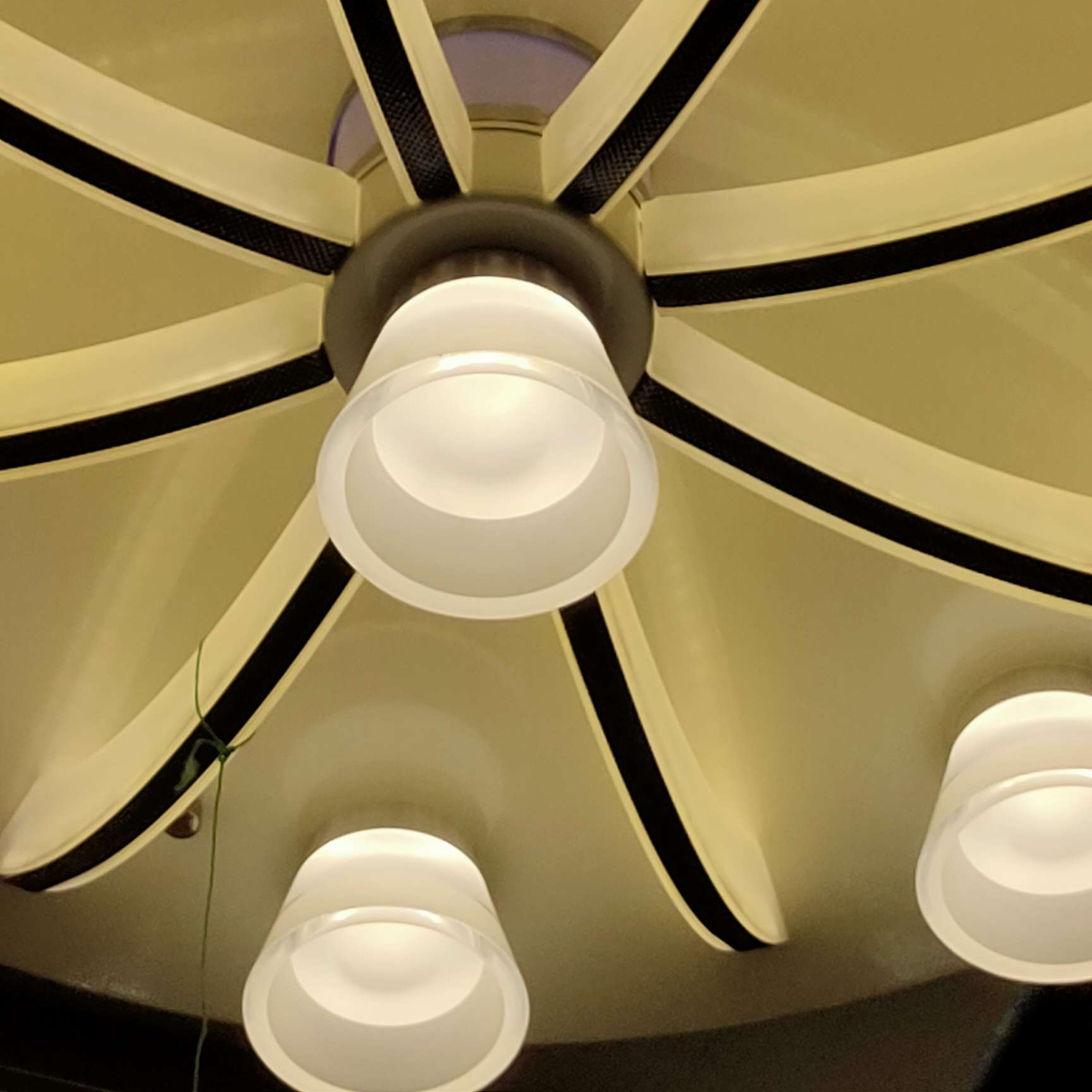 Nordic living room chandelier, simple and modern, dining room lamp, grand and light luxury, three-bedroom and two-living-room lighting package combination, bedroom ceiling lamp Item Picture