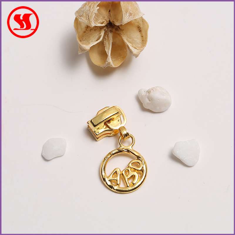 Gold-plated # 5 gold letter puller
