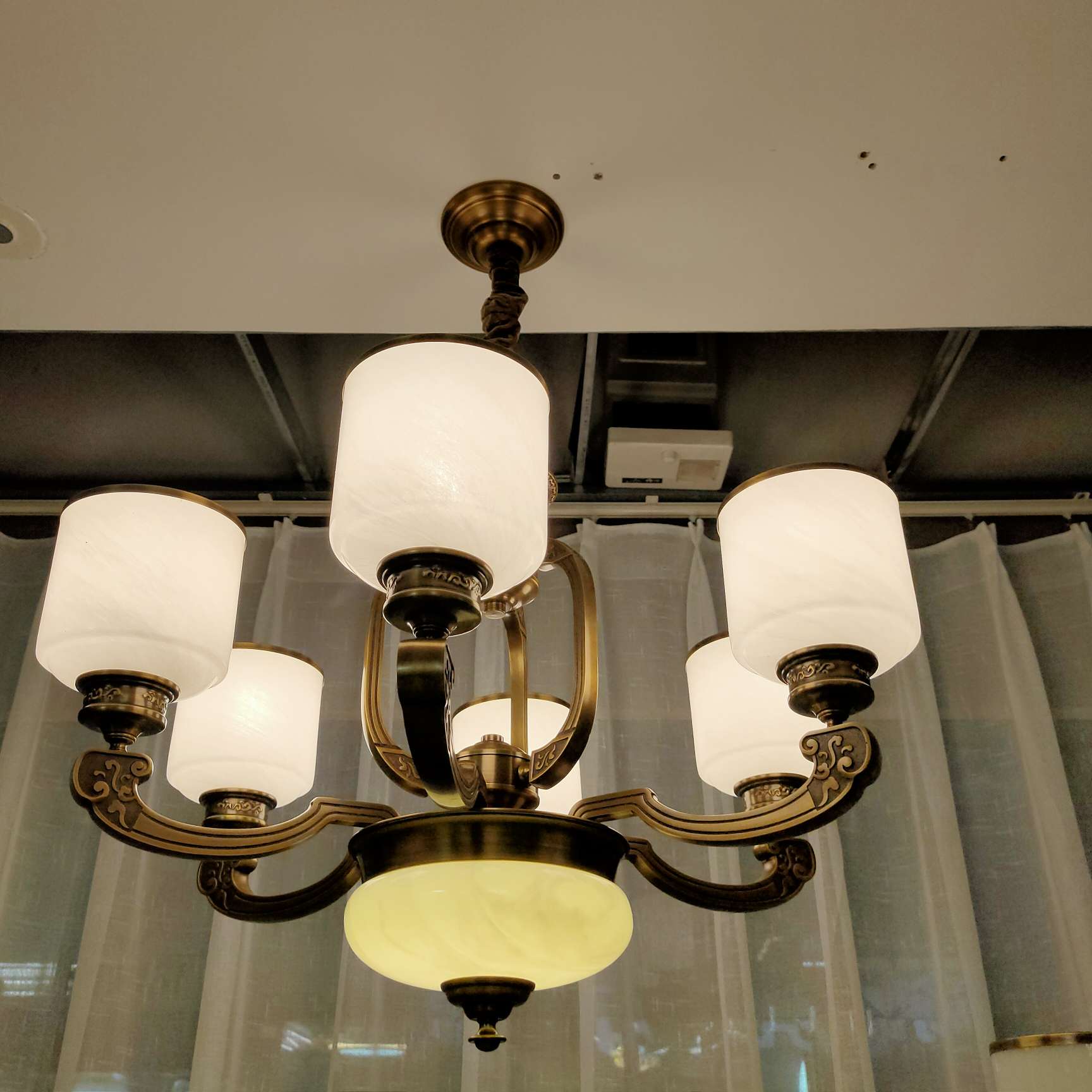 European-style luxurious crystal chandeliers for living rooms, bedrooms, dining rooms, beauty salons, and creative hotels