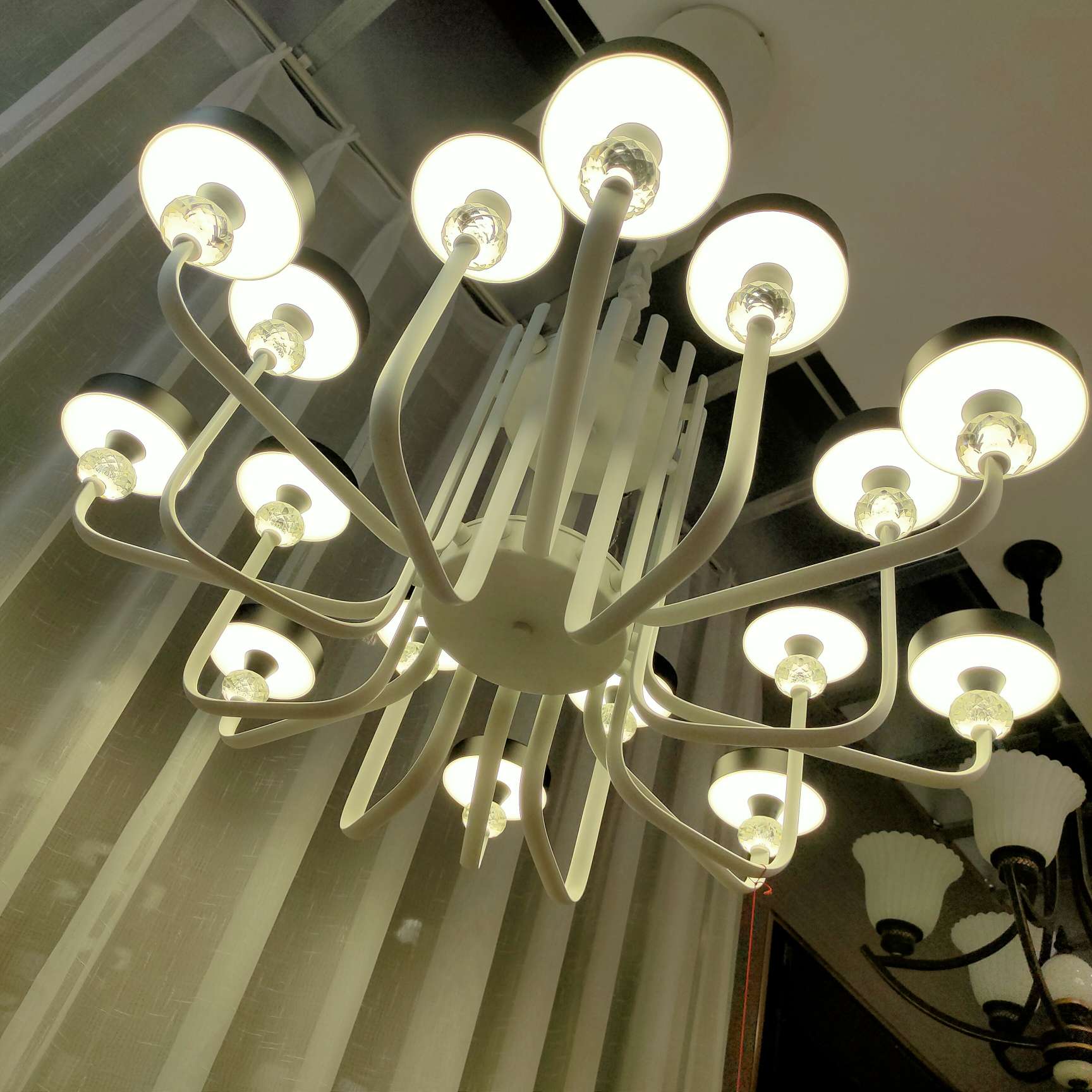 European-style luxurious crystal chandeliers for living rooms, bedrooms, dining rooms, beauty salons, and creative hotels undefined