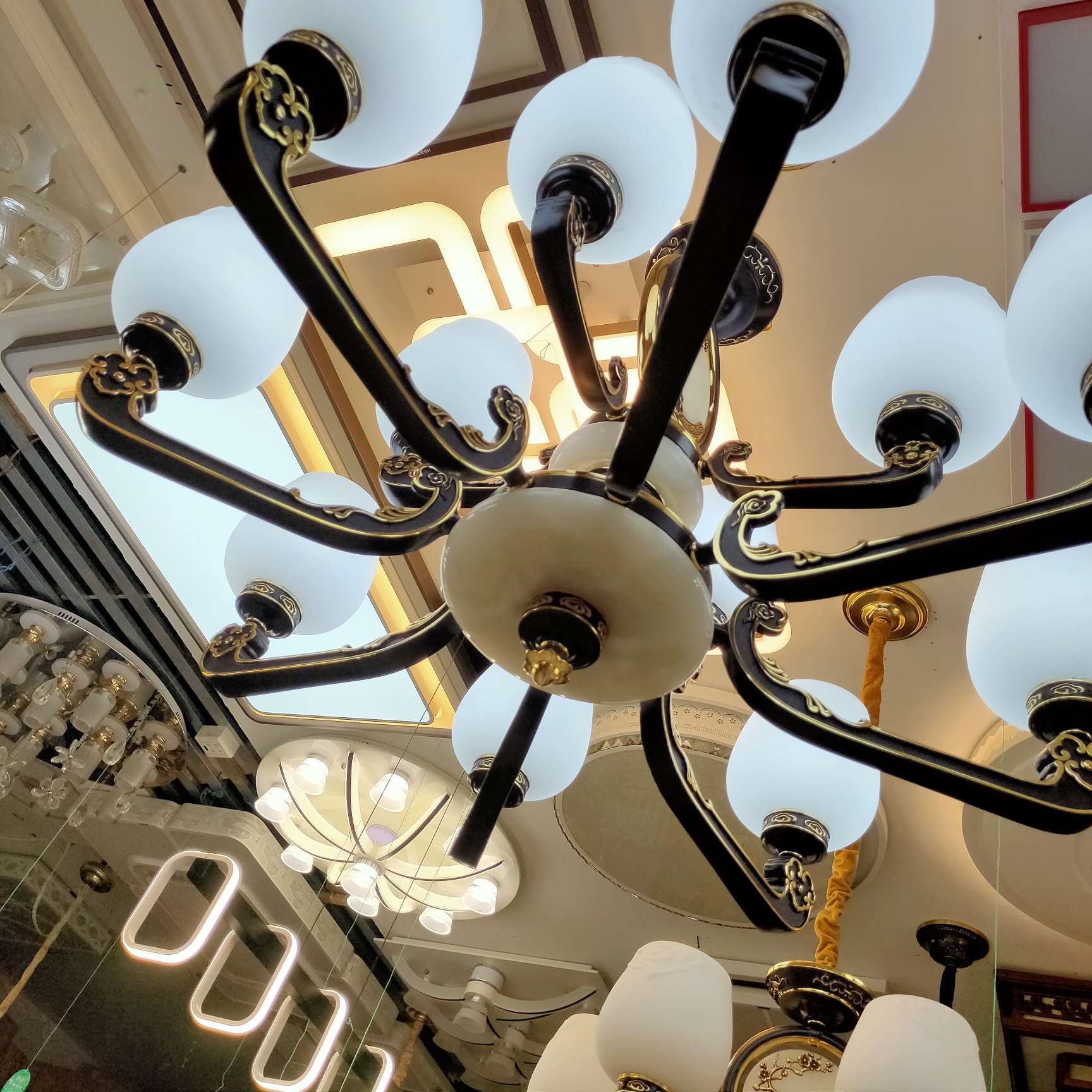 Nordic living room chandelier, simple and elegant, modern dining room lamp, elegant and light luxury, three-bedroom and two-living-room lighting package combination, bedroom lamp chandelier details Picture