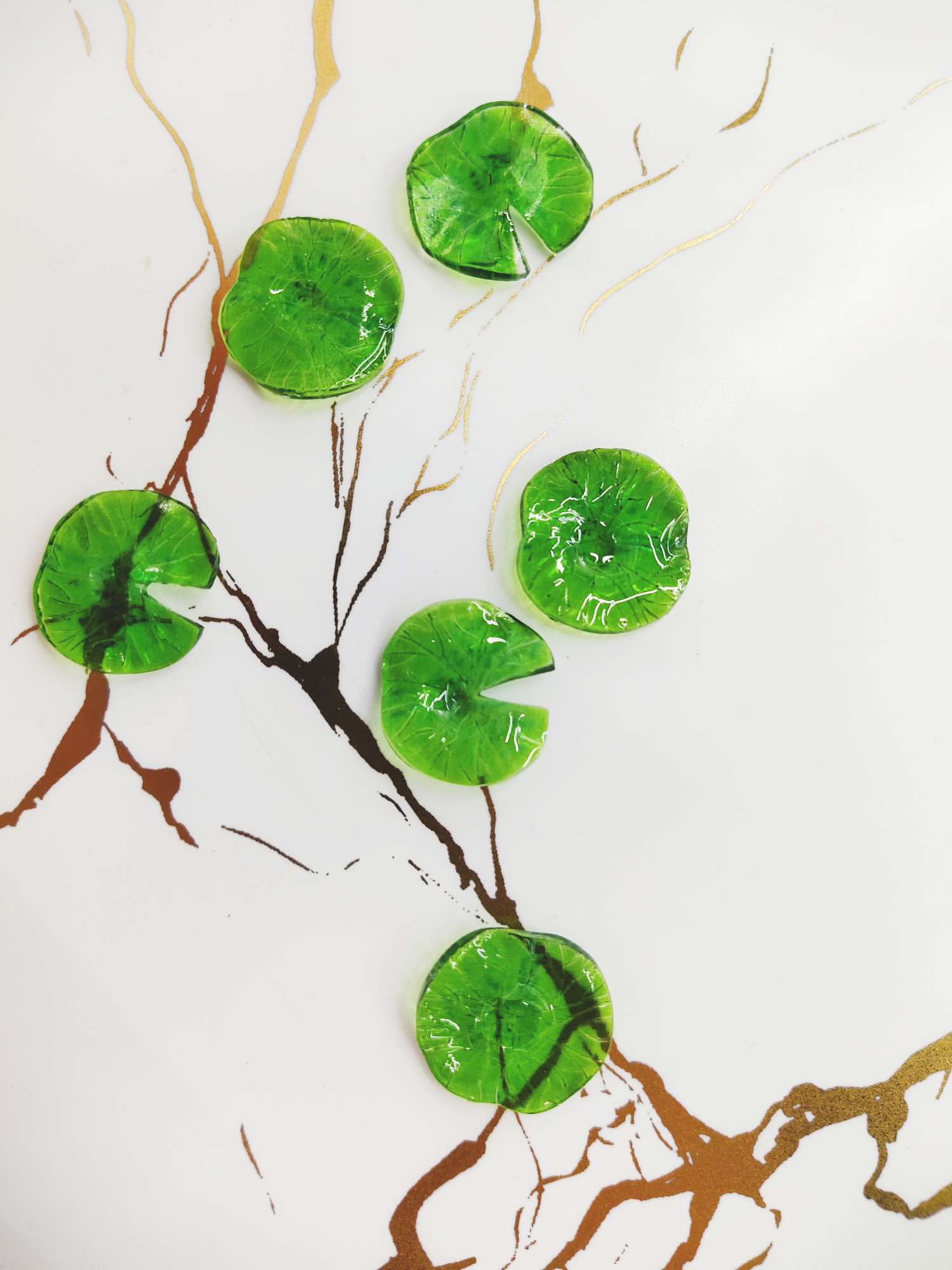 Lotus leaf Specification image