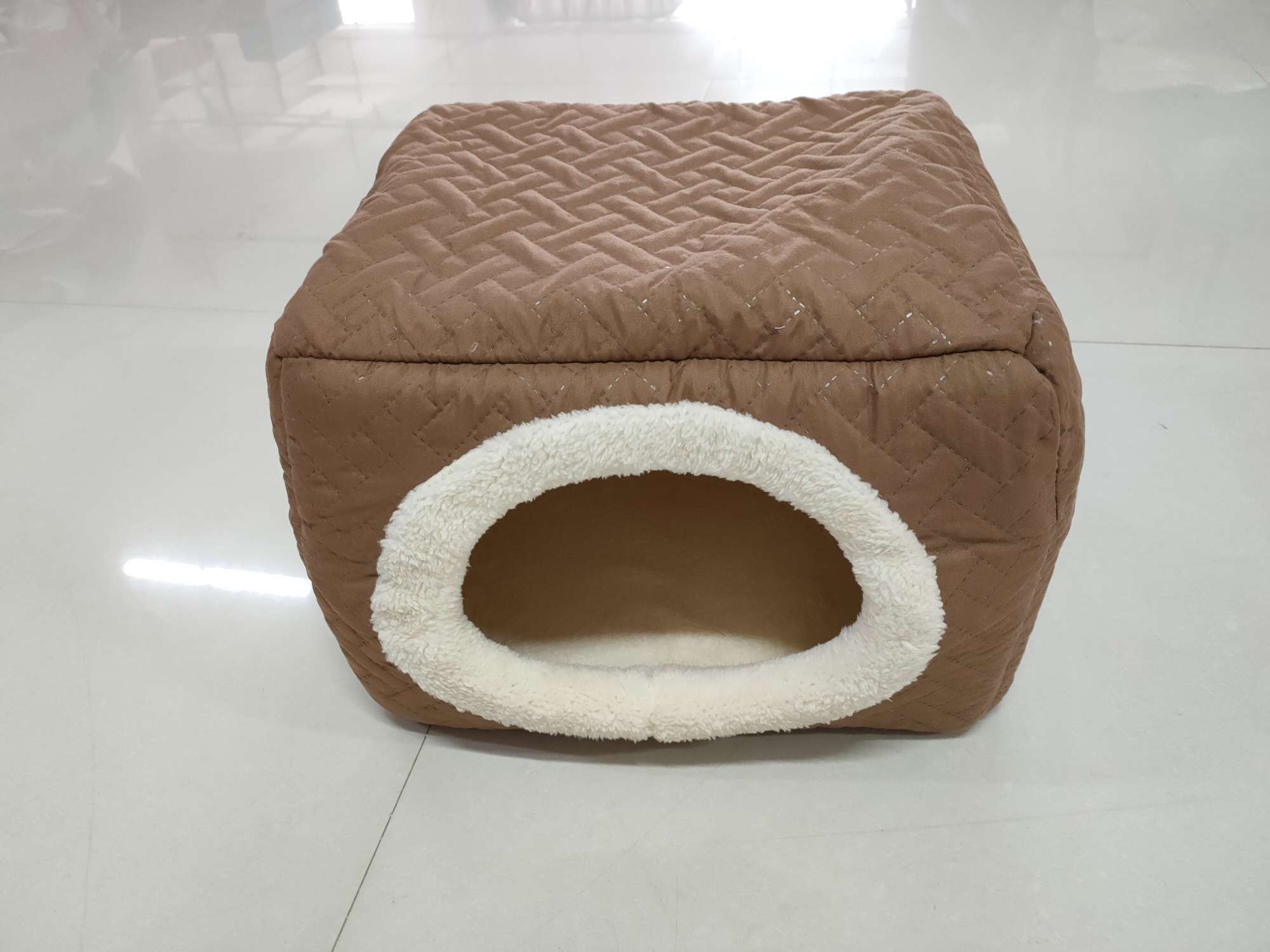 狗狗窝、笼实物图