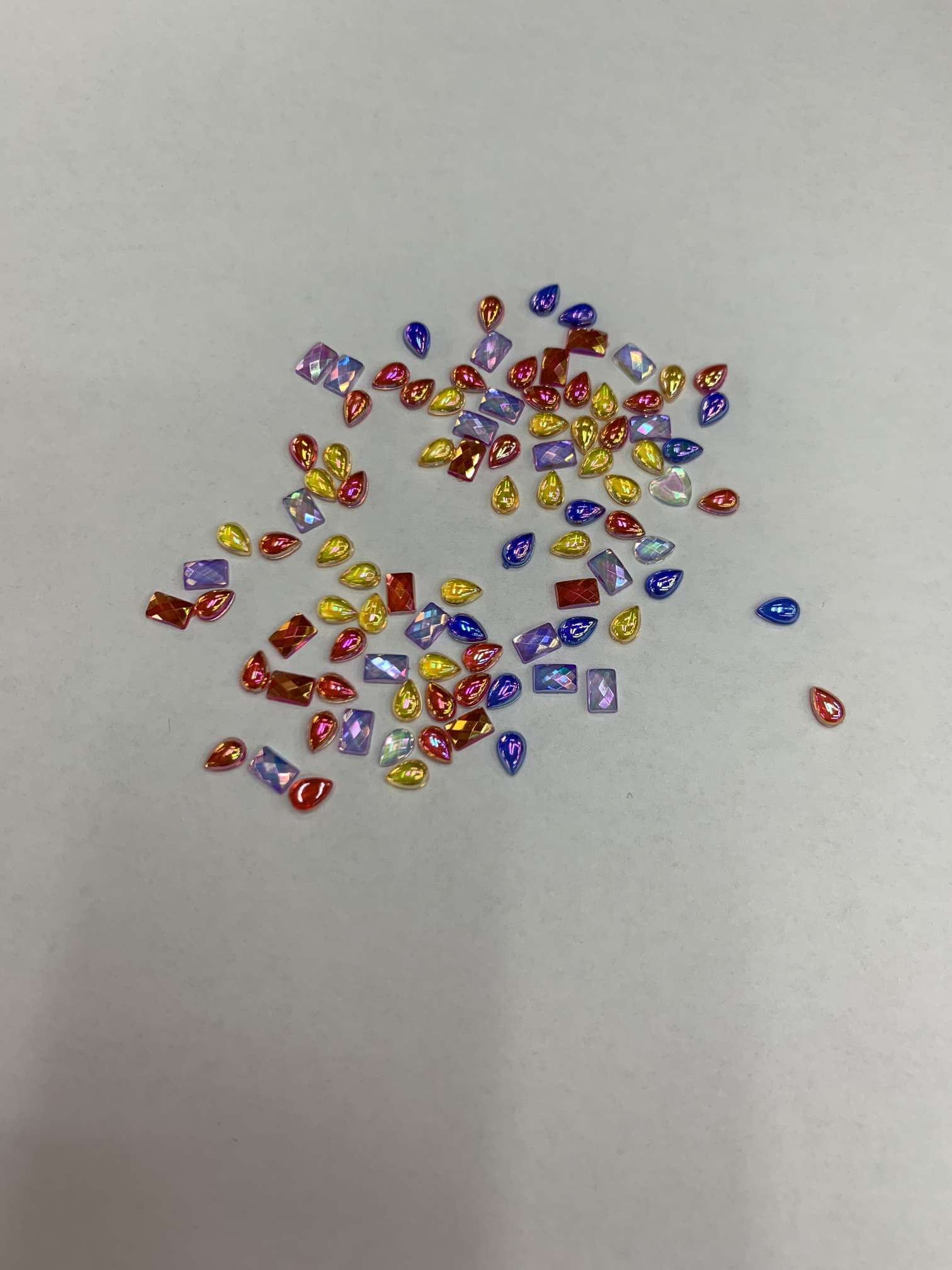 Taiwan acrylic diamond bare diamond AB color factory direct sales Application Scenario