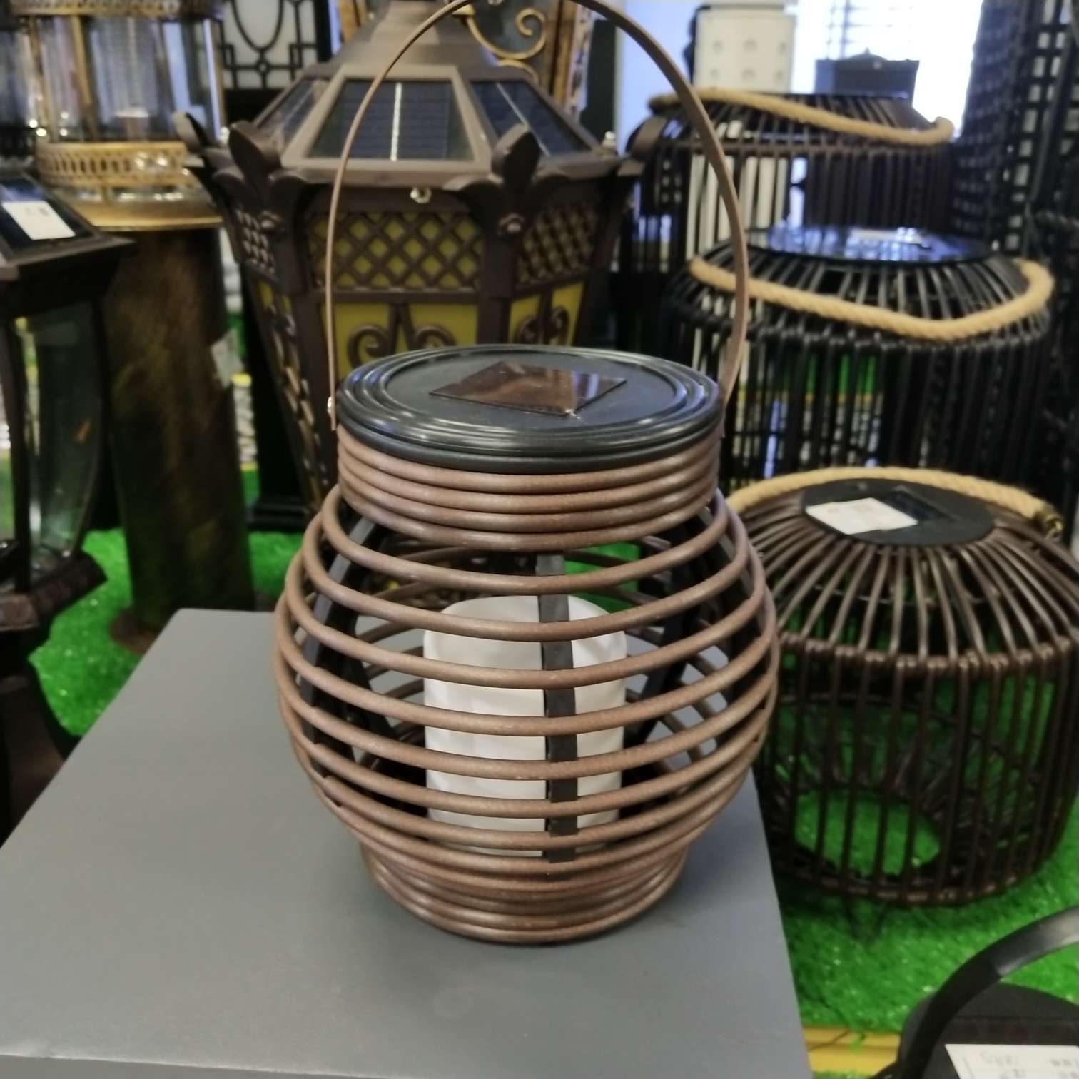 缸型手提灯 太阳能产品图