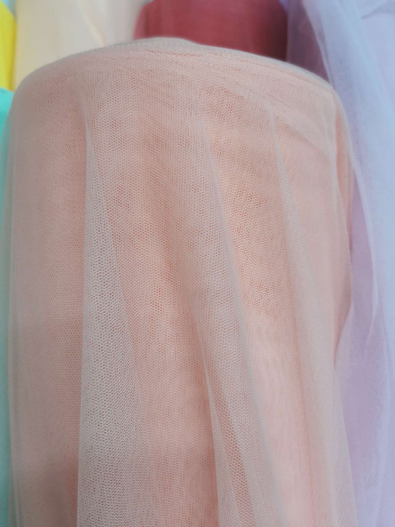 婚纱网纱公主裙头饰服装背景图片深雪牙