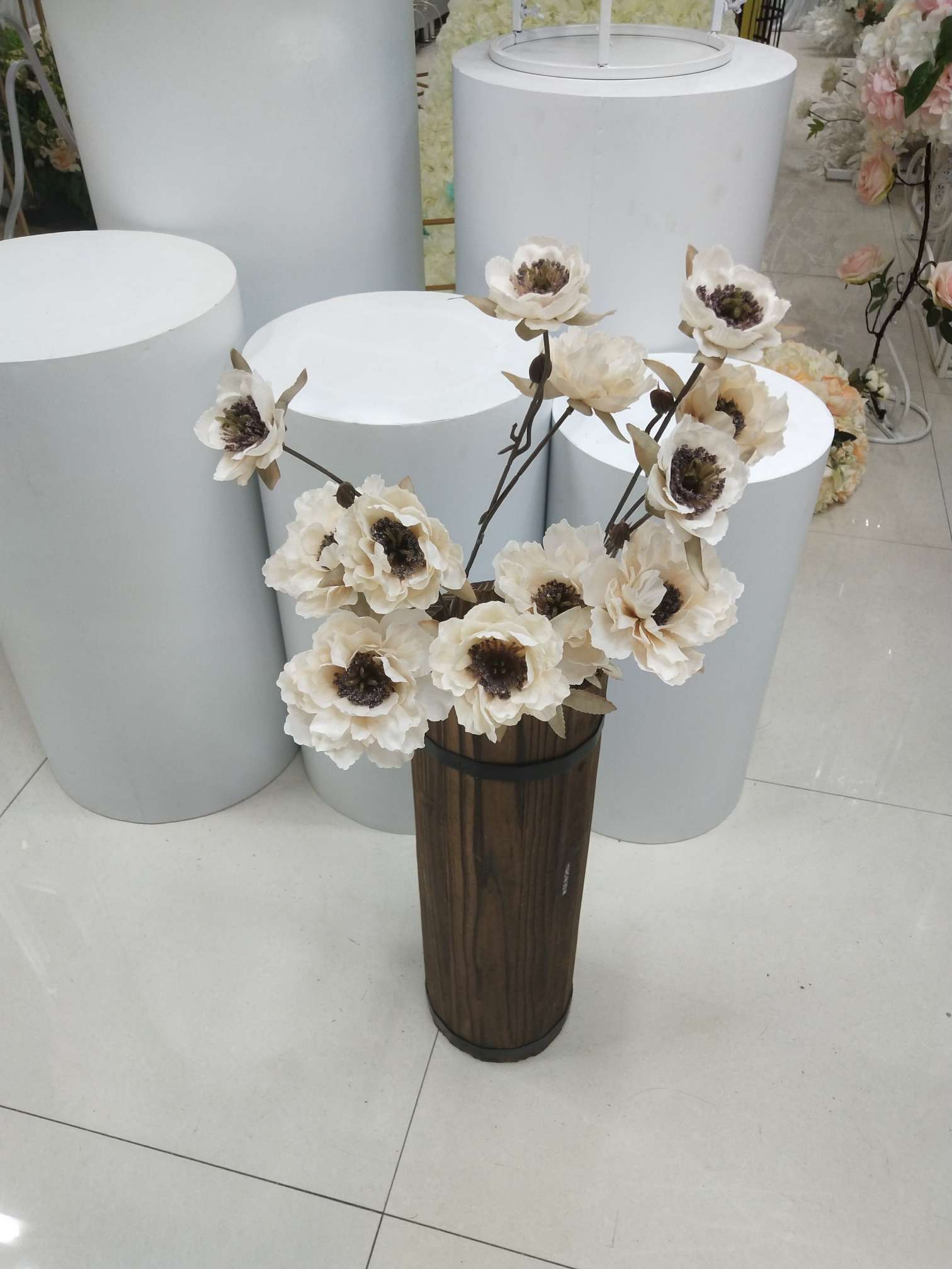 The small peony flower wedding prop is selling well and is a must-have for the wedding auditorium Item Picture