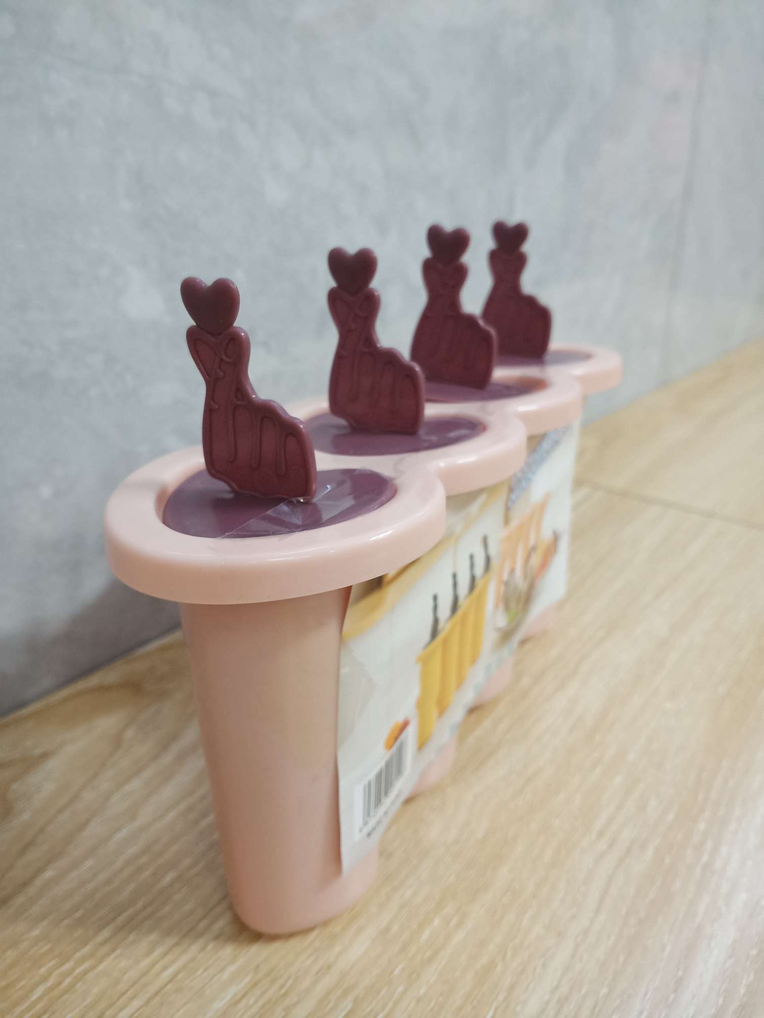 The store manager recommends Yiwu good goods Popsicle mold cold drink plastic products plastic mold Application Scenario