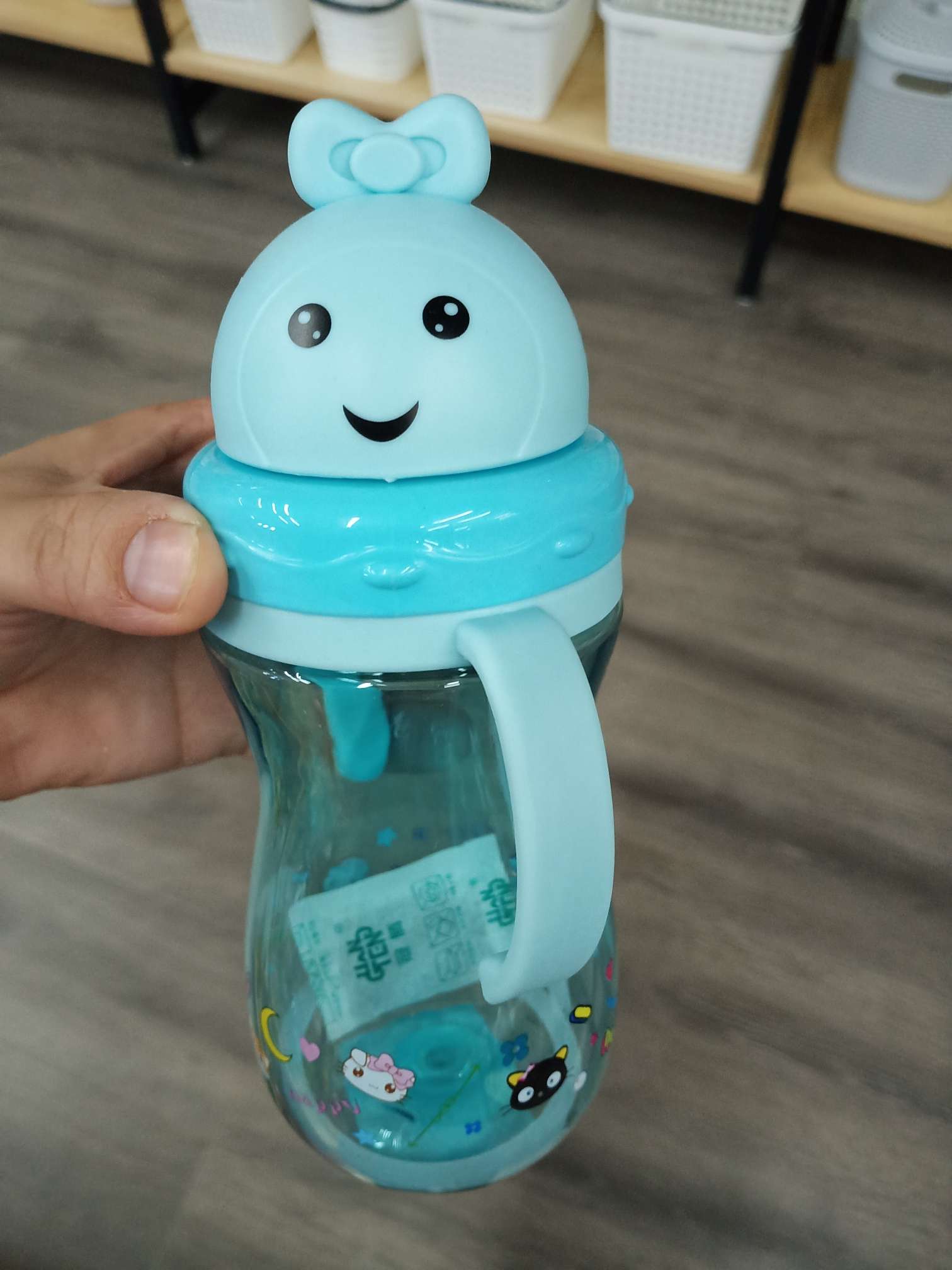Children's cartoon shape environmentally friendly plastic water cup cute pattern water cup full figure