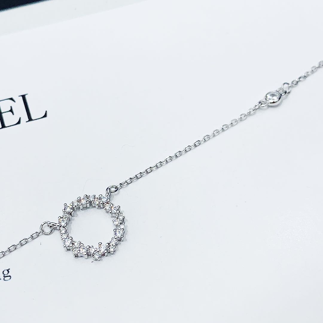 The s925 silver micro-inlaid diamond round microwave necklace does not fade and does not cause allergies details Picture