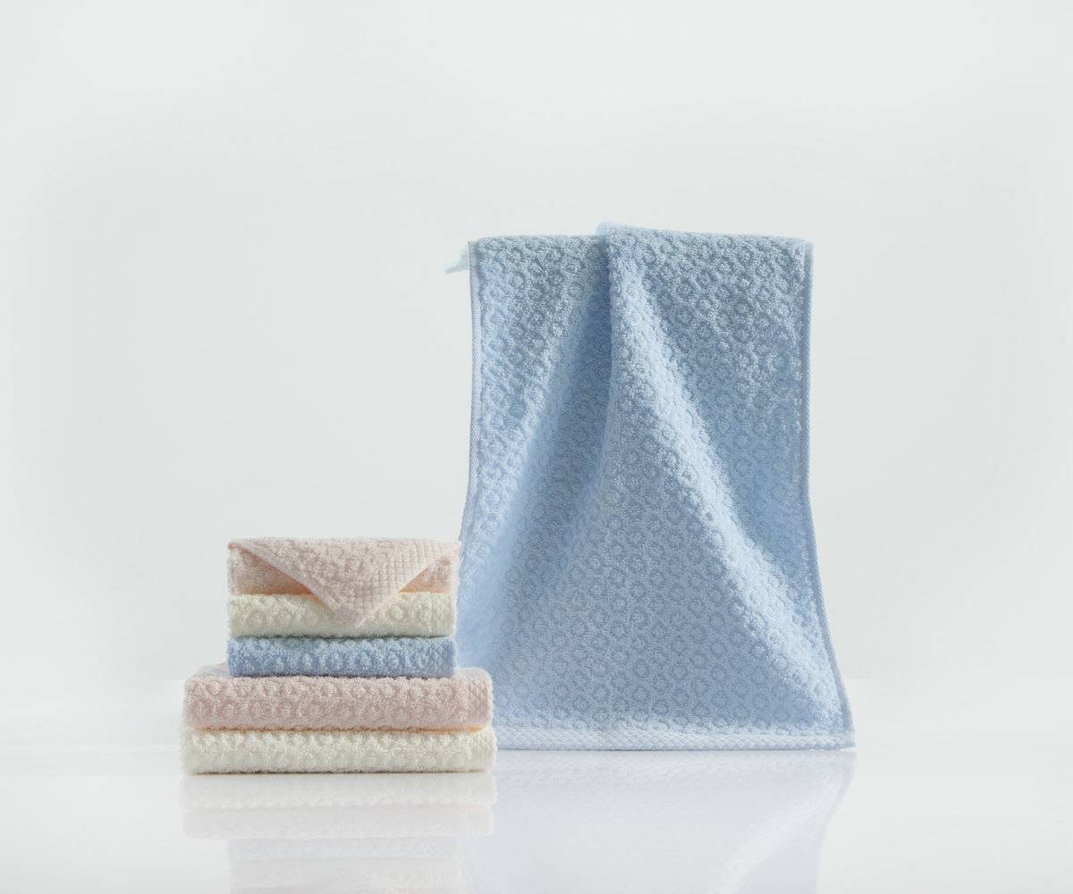 2165 honeycomb square towel specification: 25*25 grams, weight: 21g/