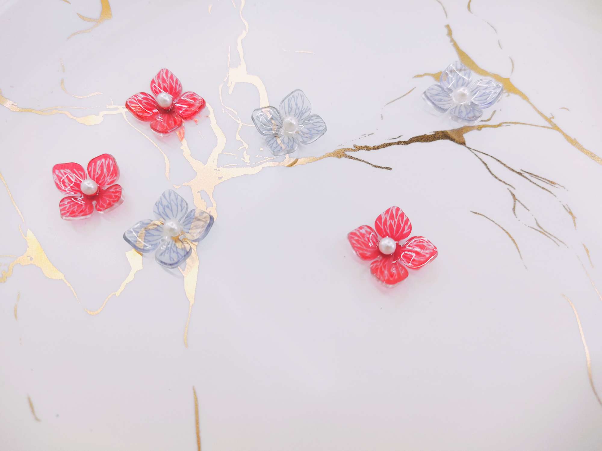 Epoxy resin heat shrink sheet printed four-leaf flower jewelry accessories