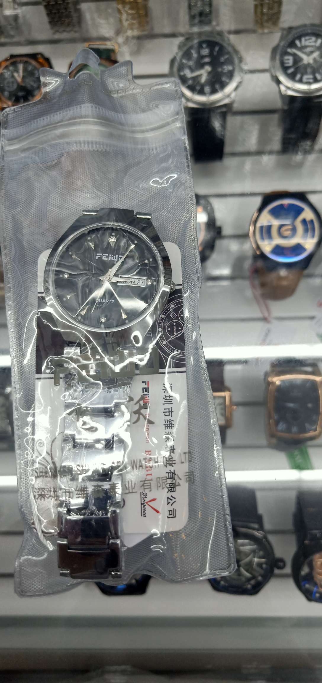 الساعة ذات الحصى الراقية Specification image