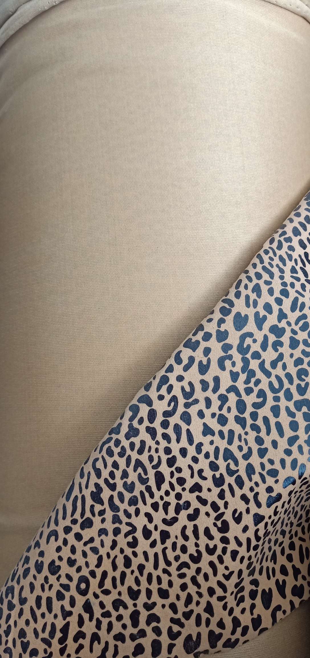 【 Diyuan Leather 】 Flocking print, gold and silver embossed, suede fleece, Italian fleece, sequins, linen, velvet, diamond fleece, faux leather fleece, corduroy, double-sided fleece, ice flower fleece, Dutch fleece Specification image