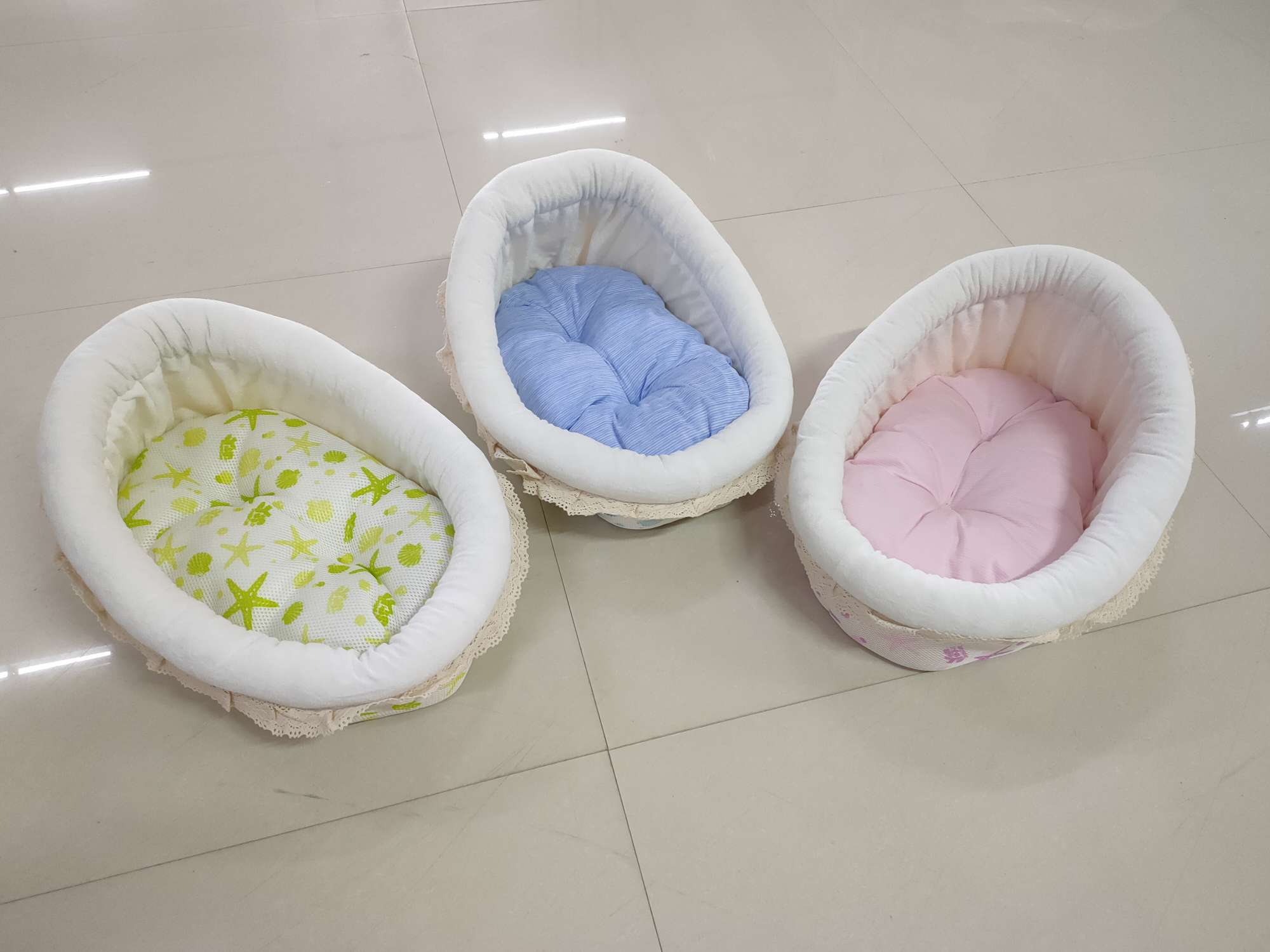 New cool ice silk baby cribs, cat beds, dog beds, teddy poodles, Corgis and other small and medium-sized dog, puppet and cat pet mattresses are sold directly by the manufacturer
