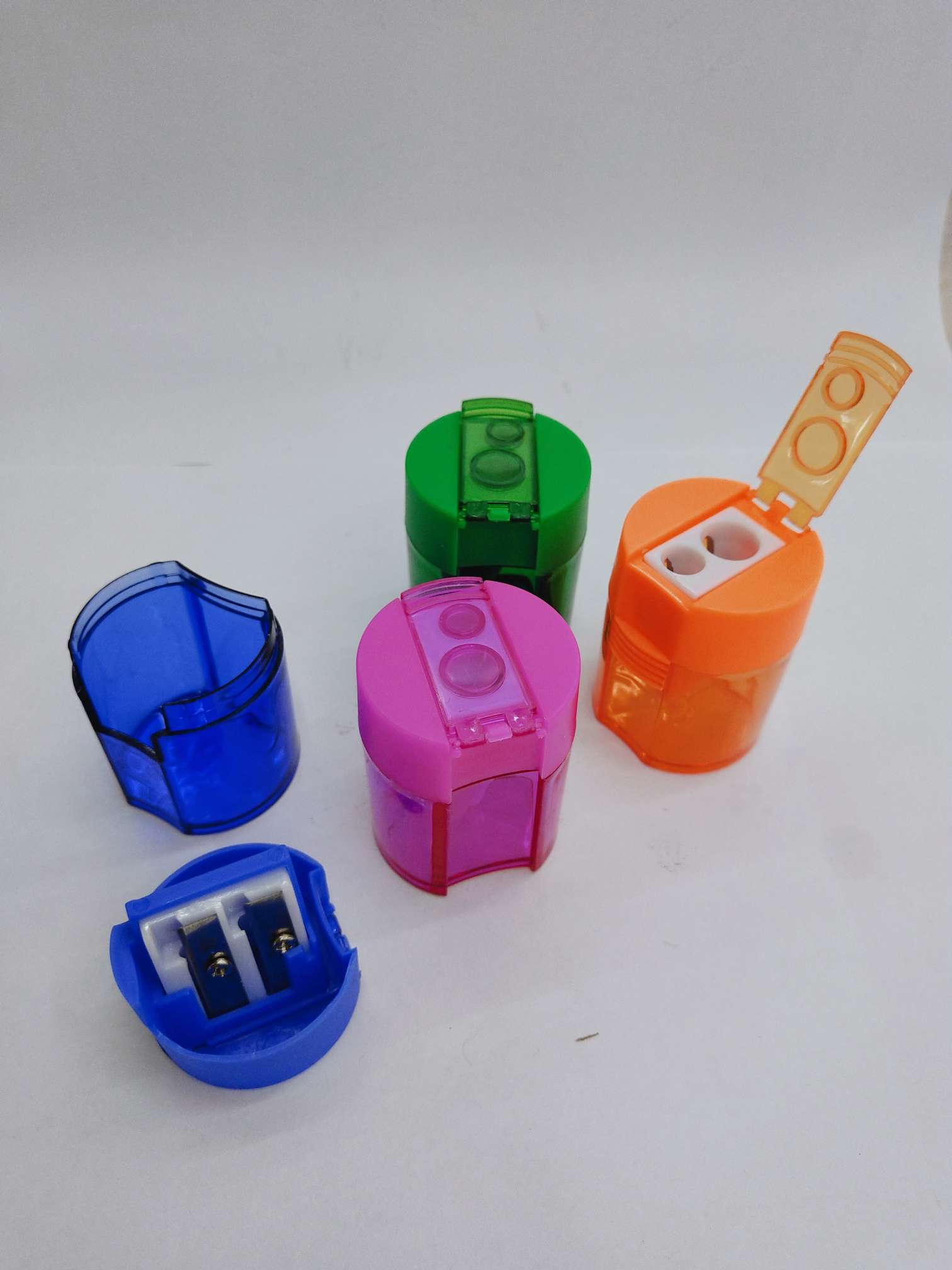 8123卷笔刀迷你削笔器儿童小学生用铅笔削笔刀便携式可爱金属小号随身简约削笔器小型素描彩铅转笔刀笔刨