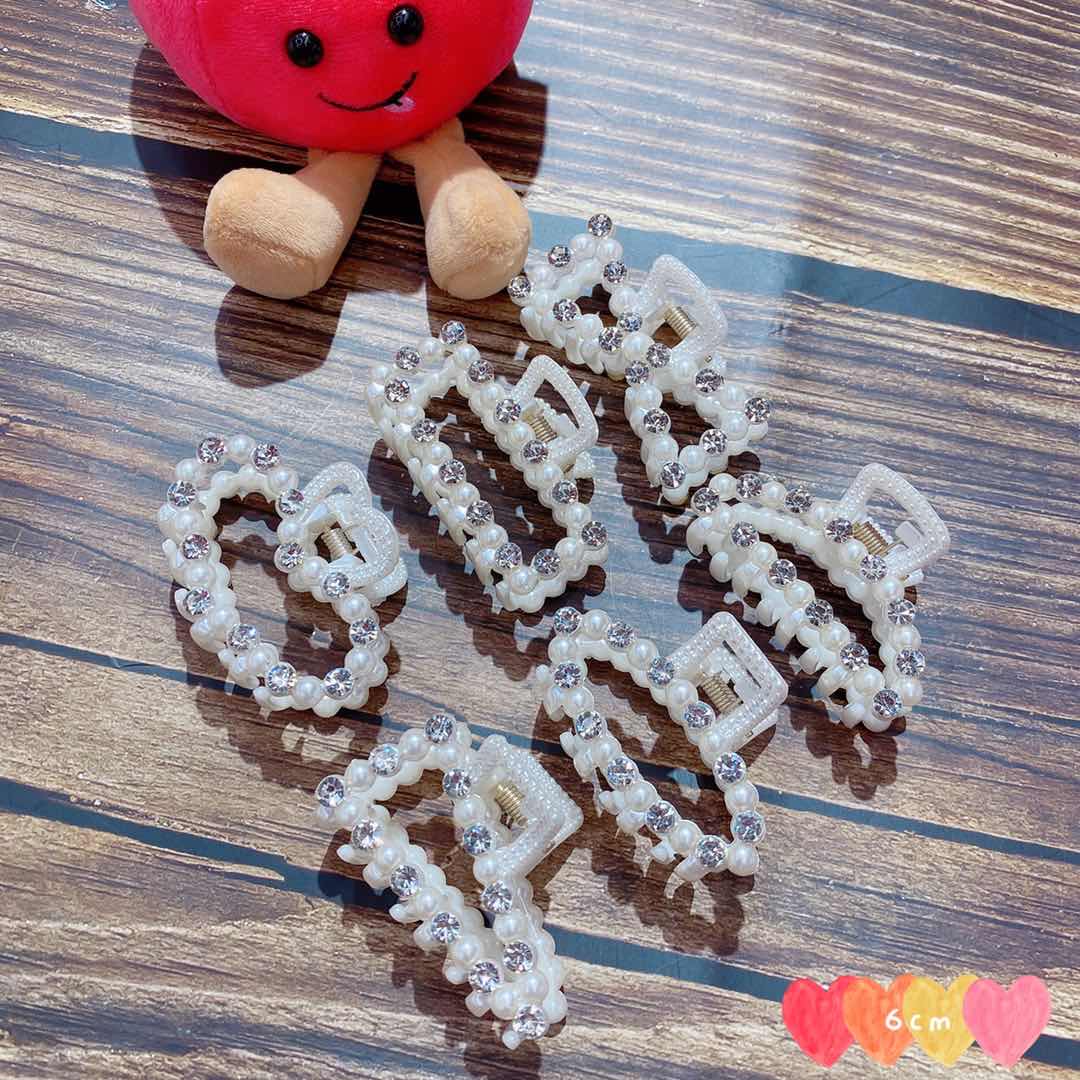 With marks, the 6 products can stand with hollow band drilling middle claws, all handmade stick drilling, 6 products with products with marks and direct selling with factory price thumbnail