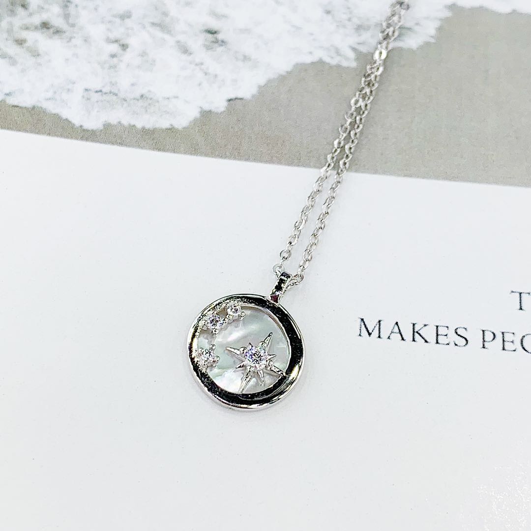 المادة (925) الفضية، والقمر والقمر والنجوم undefined