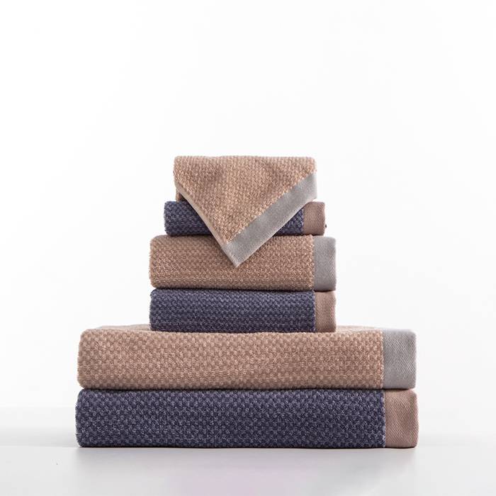 8419 绅士面巾 规格34*76 克重85g/条产品图