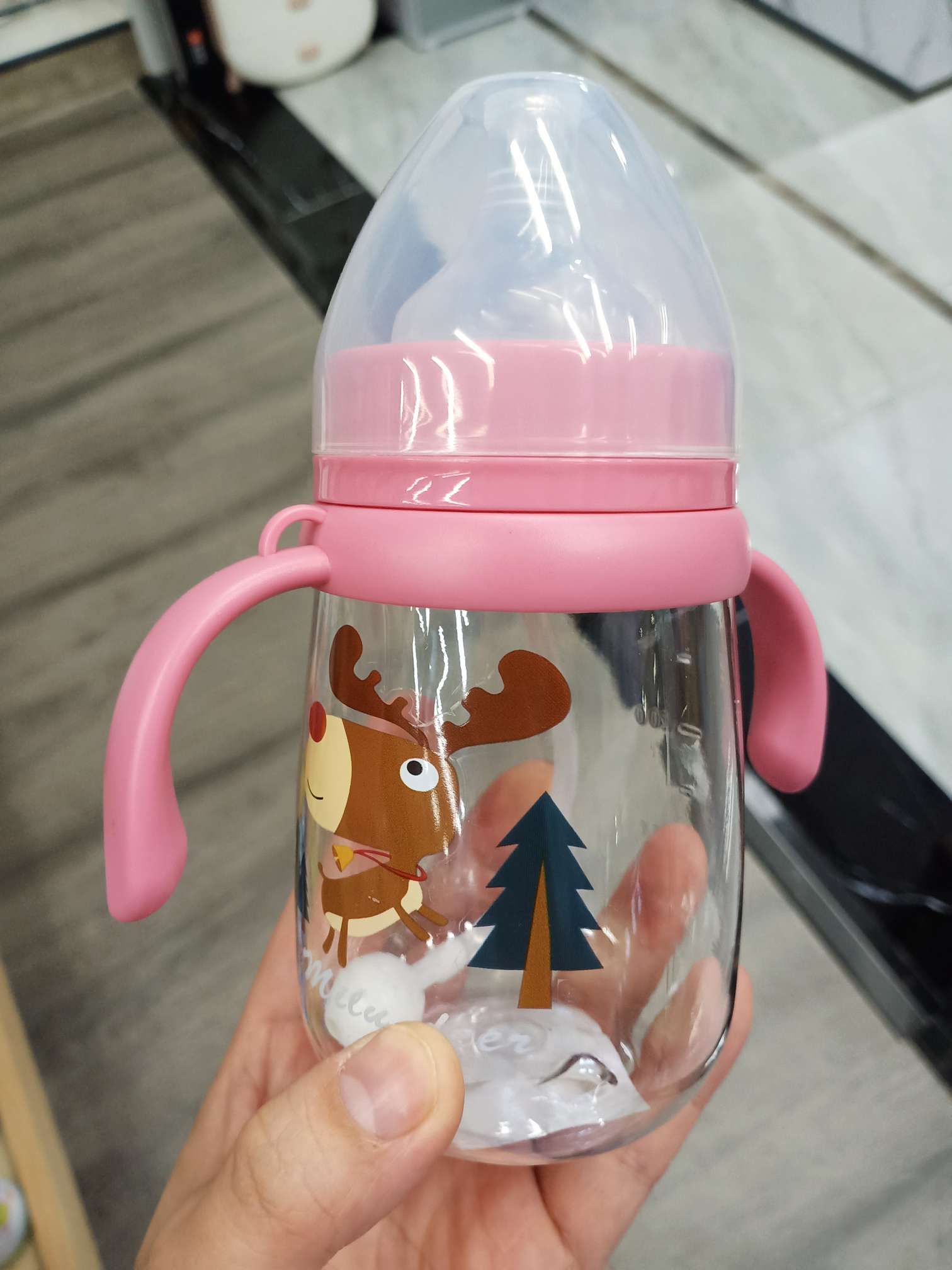 Children's cartoon shape environmentally friendly plastic water cup 2 full figure