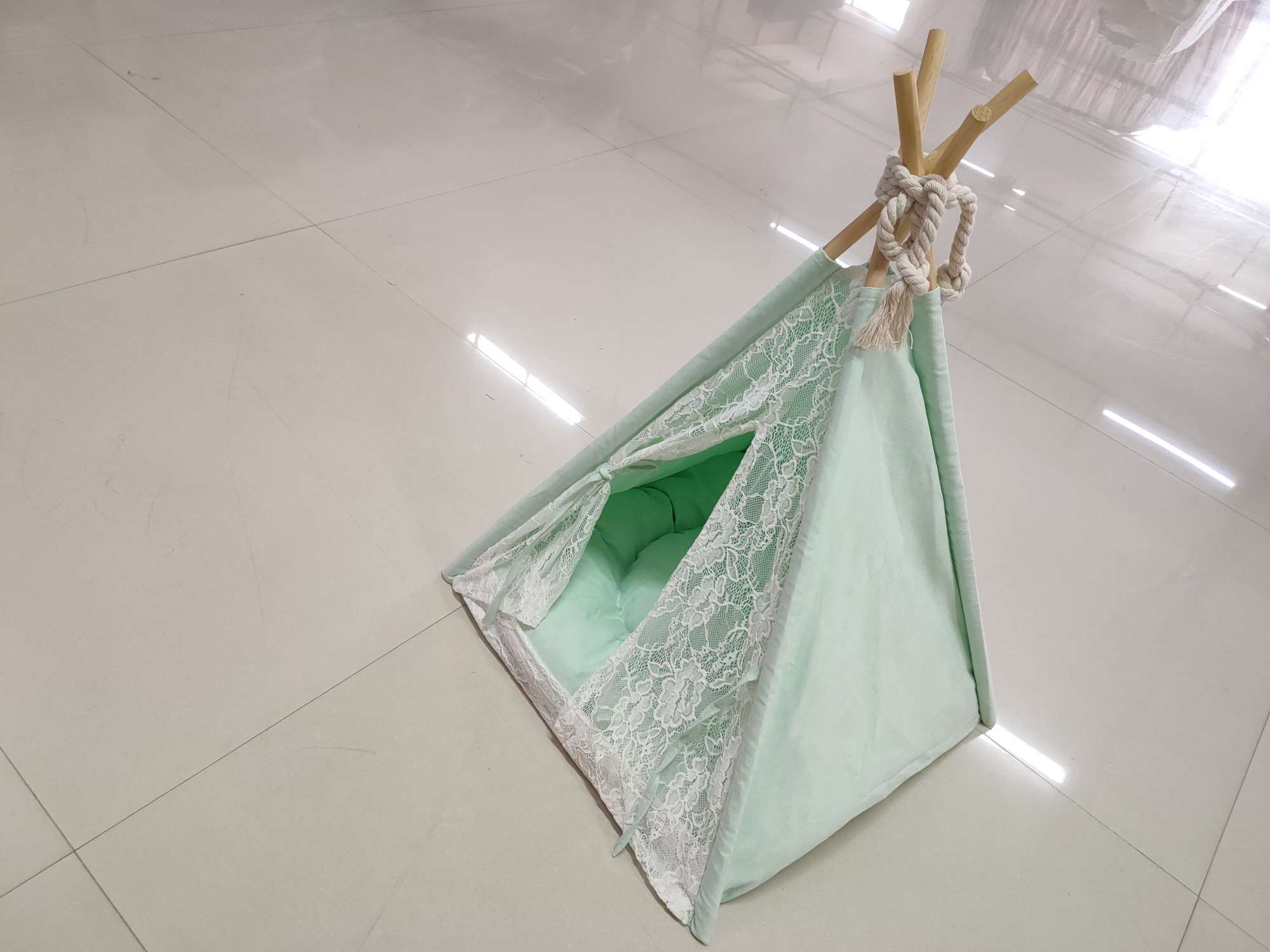 New dog bed, all-season suitable pet cat tent, dog bed, cat bed, teddy, bichon Frise, Schnauzer, Corgi and other small and medium-sized dog breeds, Ragdoll cat delivery room Application Scenario