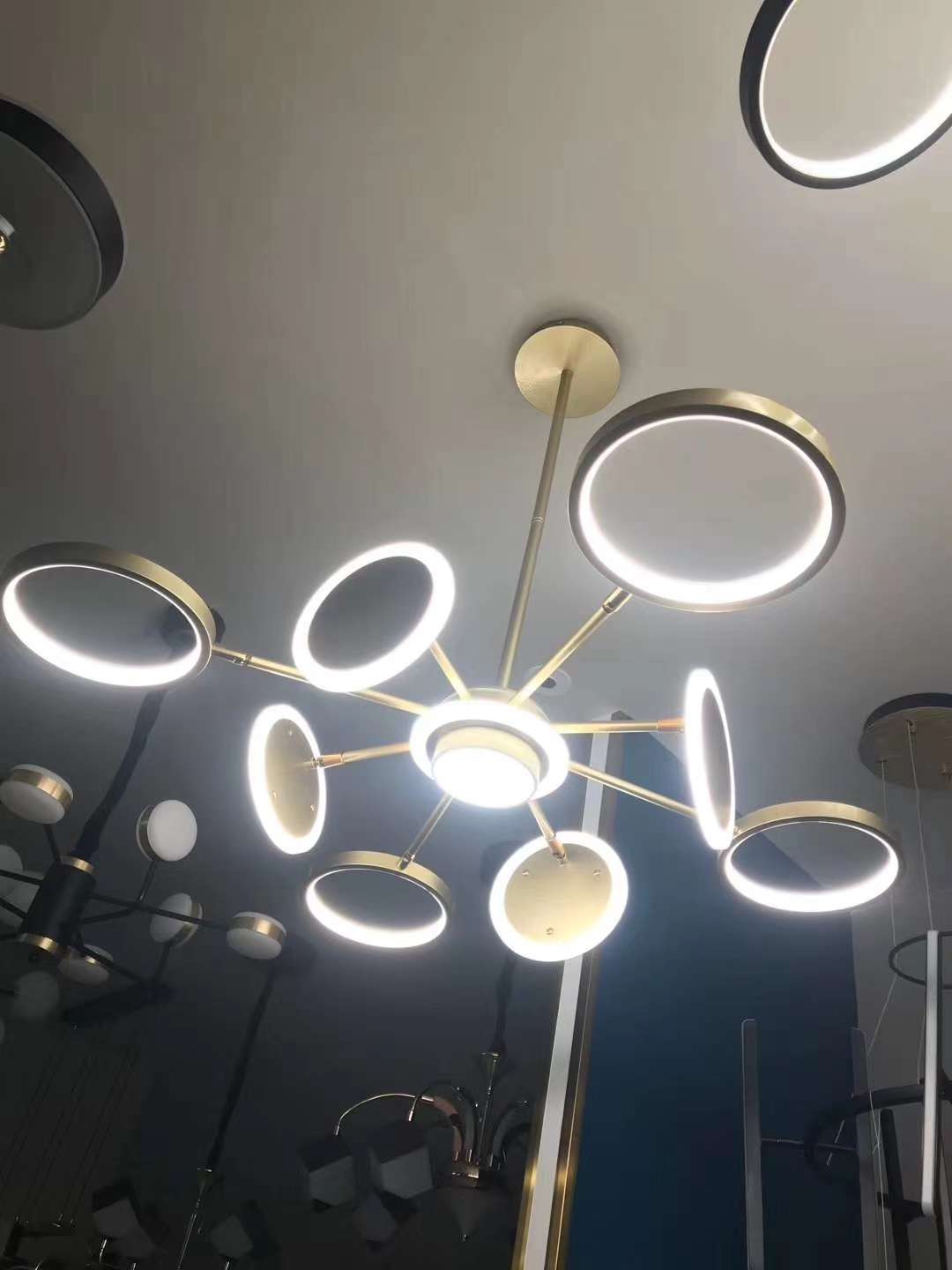 灯具灯饰/灯具/吊灯灯具/吸顶电扇灯/吊灯产品图