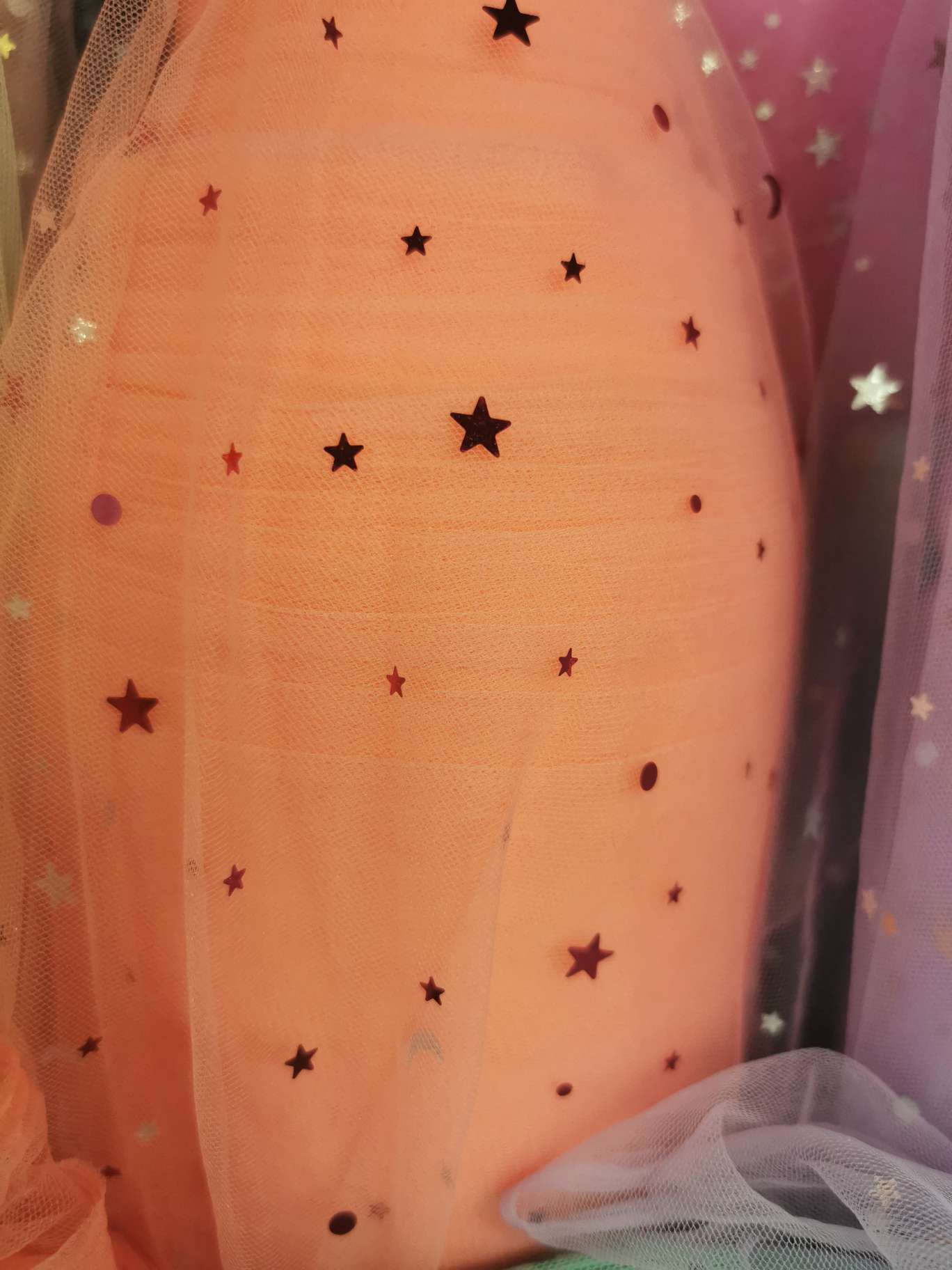 星星月亮太阳网纱公主裙头饰服装背景图片西瓜红