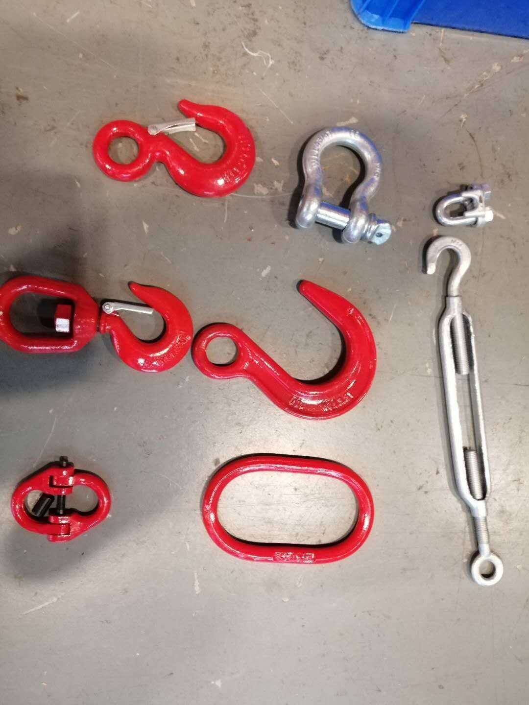 The shackle manufacturer sells directly at a low profit margin but in large quantities. The price is reasonable and the customer feedback is high. The quality is reliable details Picture